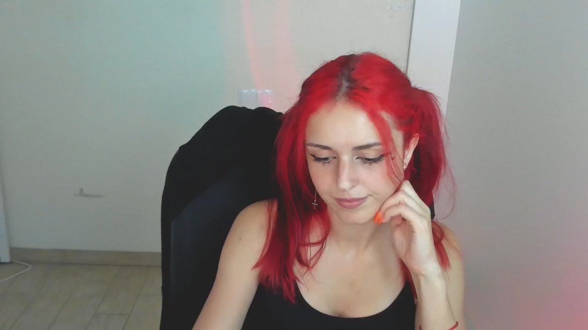 Gallery image thumbnail from Lurenn's myfreecams stream on, 07/24/2024, 20:55 image 4 of 20