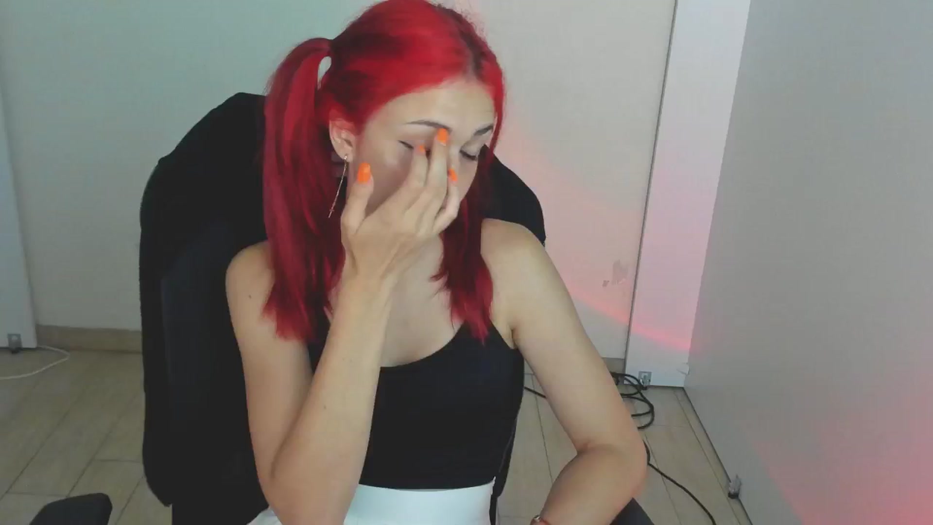 Gallery image thumbnail from Lurenn's myfreecams stream on, 07/24/2024, 22:21 image 9 of 20