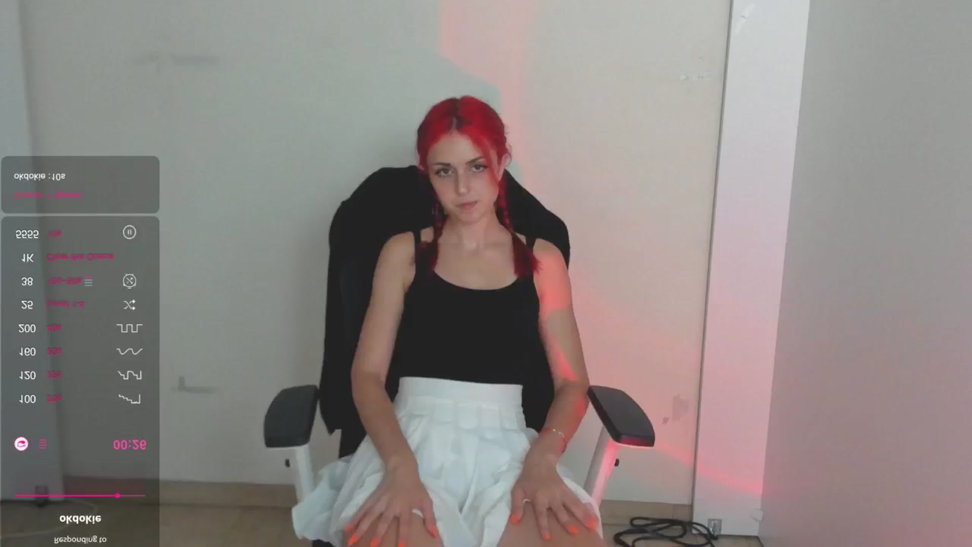 Gallery image thumbnail from Lurenn's myfreecams stream on, 07/24/2024, 23:45 image 8 of 20