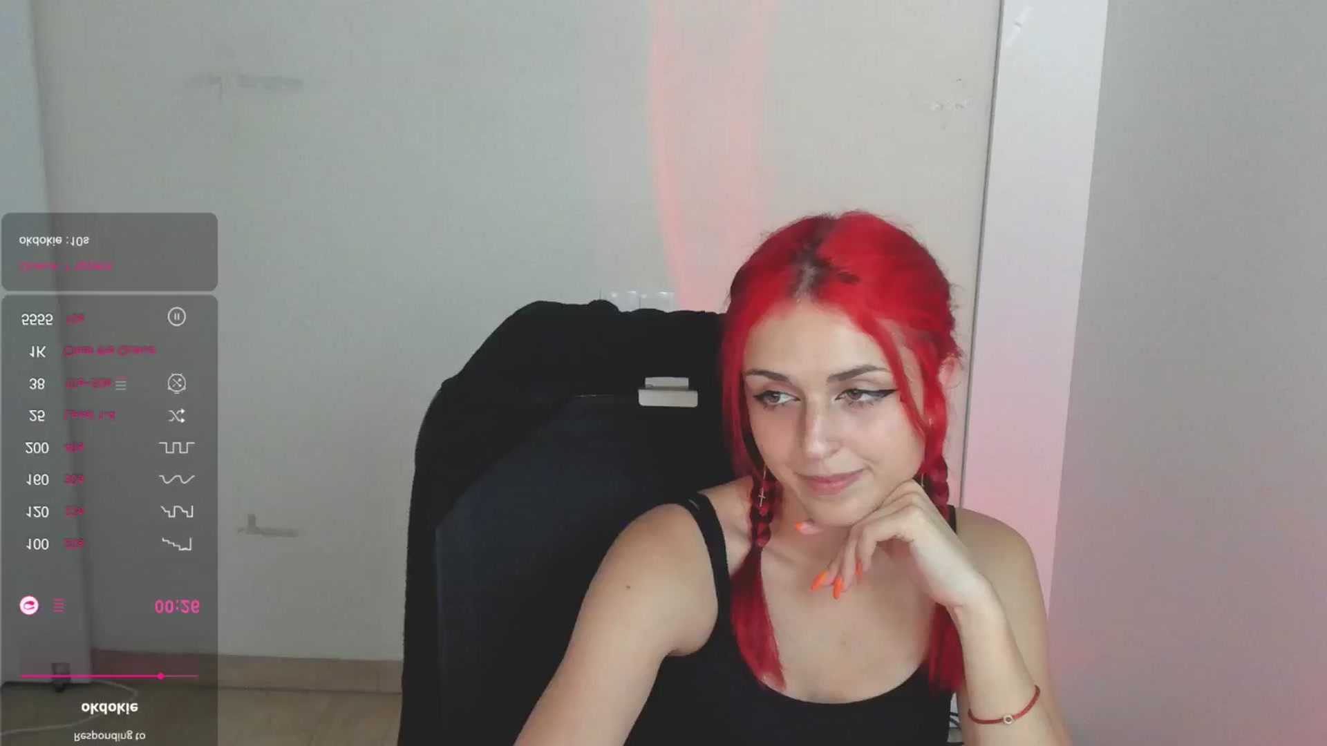 Gallery image thumbnail from Lurenn's myfreecams stream on, 07/24/2024, 23:45 image 17 of 20
