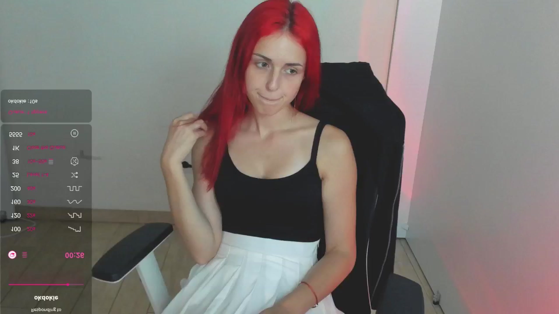 Gallery image thumbnail from Lurenn's myfreecams stream on, 07/25/2024, 24:59 image 7 of 20