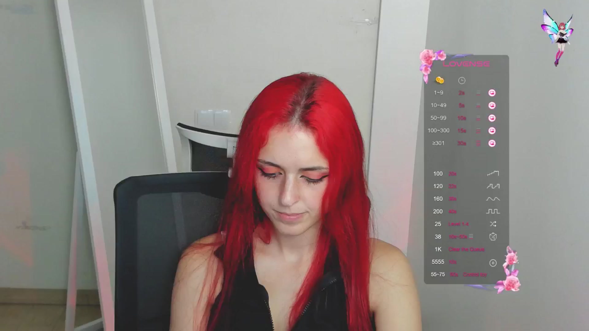 Gallery image thumbnail from Lurenn's myfreecams stream on, 08/05/2024, 01:41 image 15 of 20