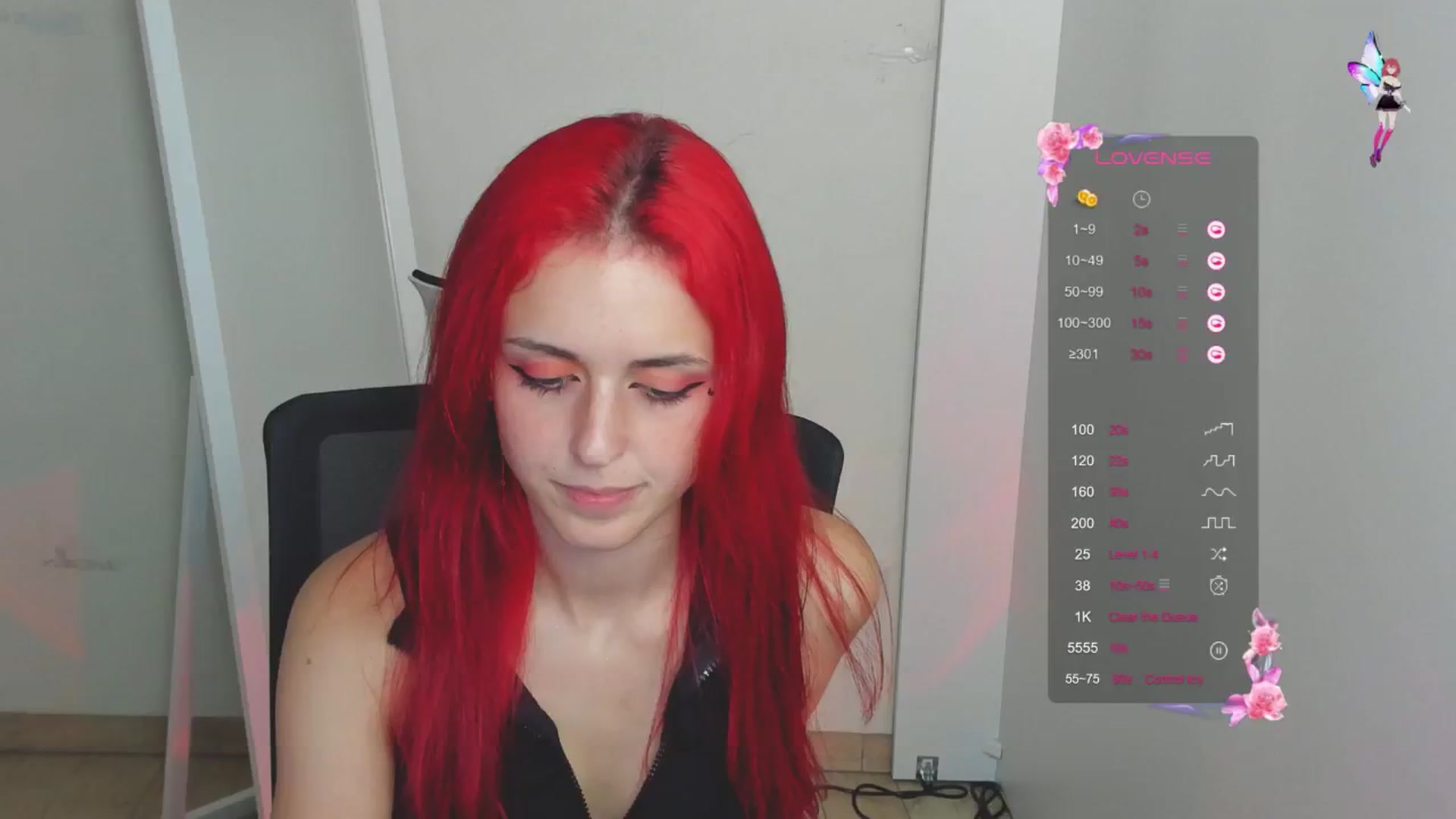 Gallery image thumbnail from Lurenn's myfreecams stream on, 08/05/2024, 01:41 image 1 of 20