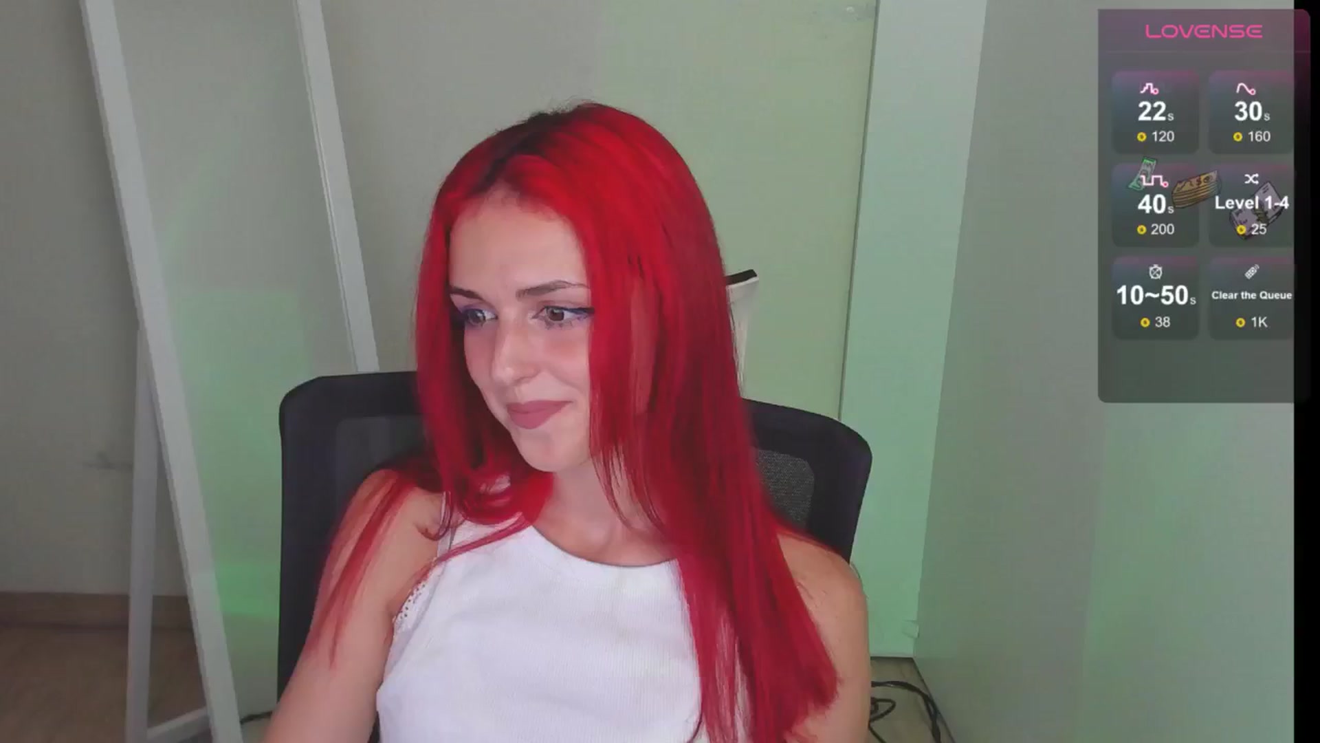 Gallery image thumbnail from Lurenn's myfreecams stream on, 08/08/2024, 21:27 image 3 of 20