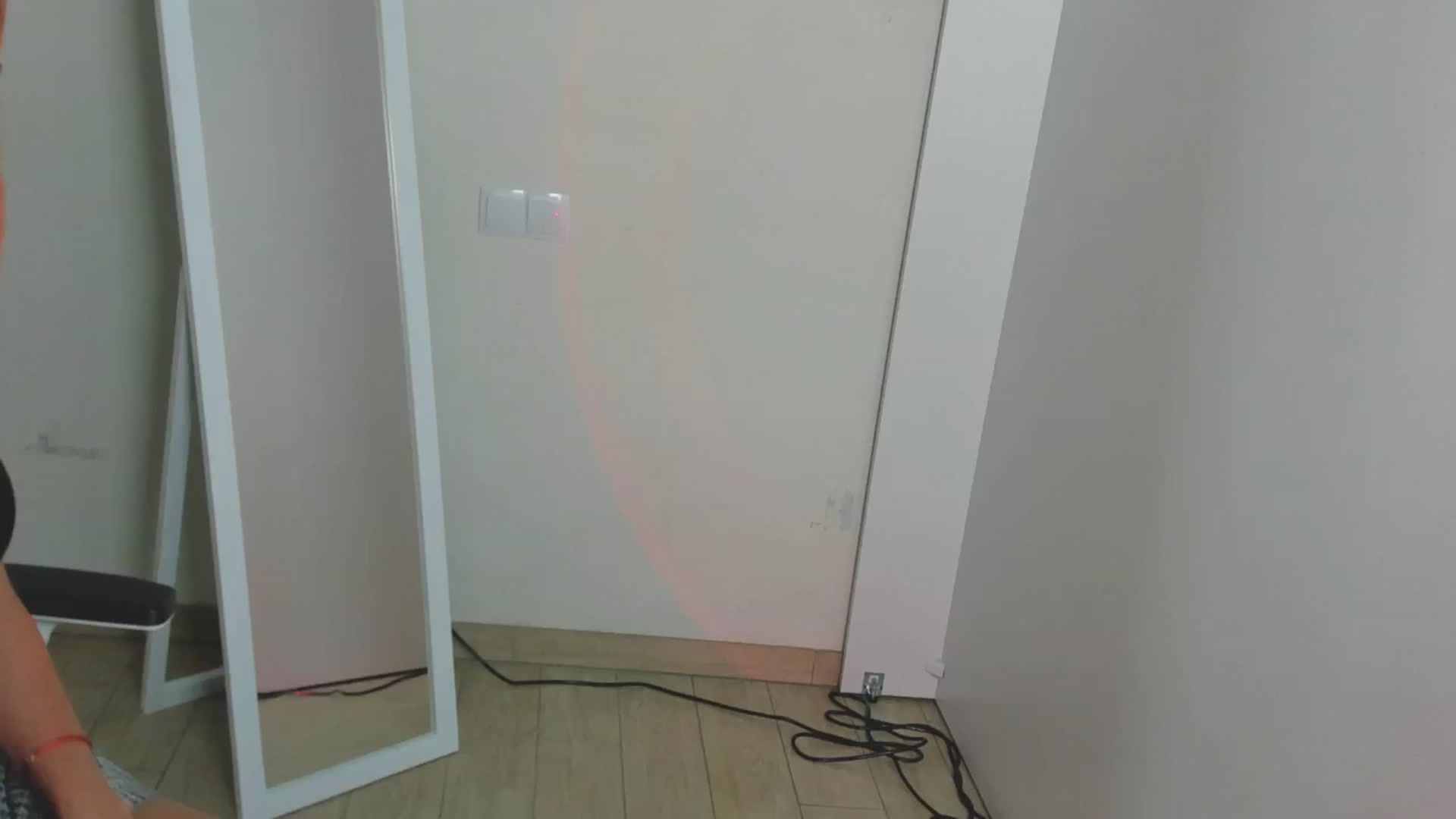 Gallery image thumbnail from Lurenn's myfreecams stream on, 08/11/2024, 10:31 image 19 of 20