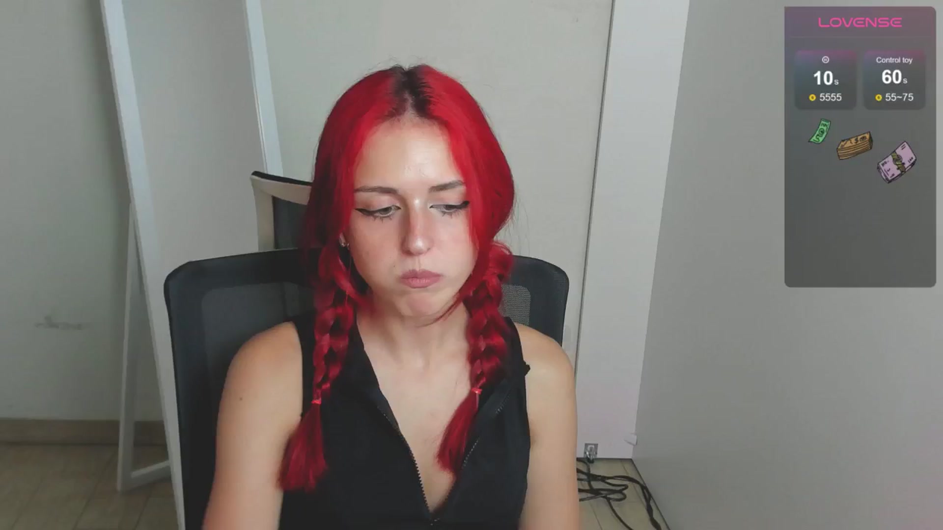Gallery image thumbnail from Lurenn's myfreecams stream on, 08/11/2024, 12:08 image 9 of 20