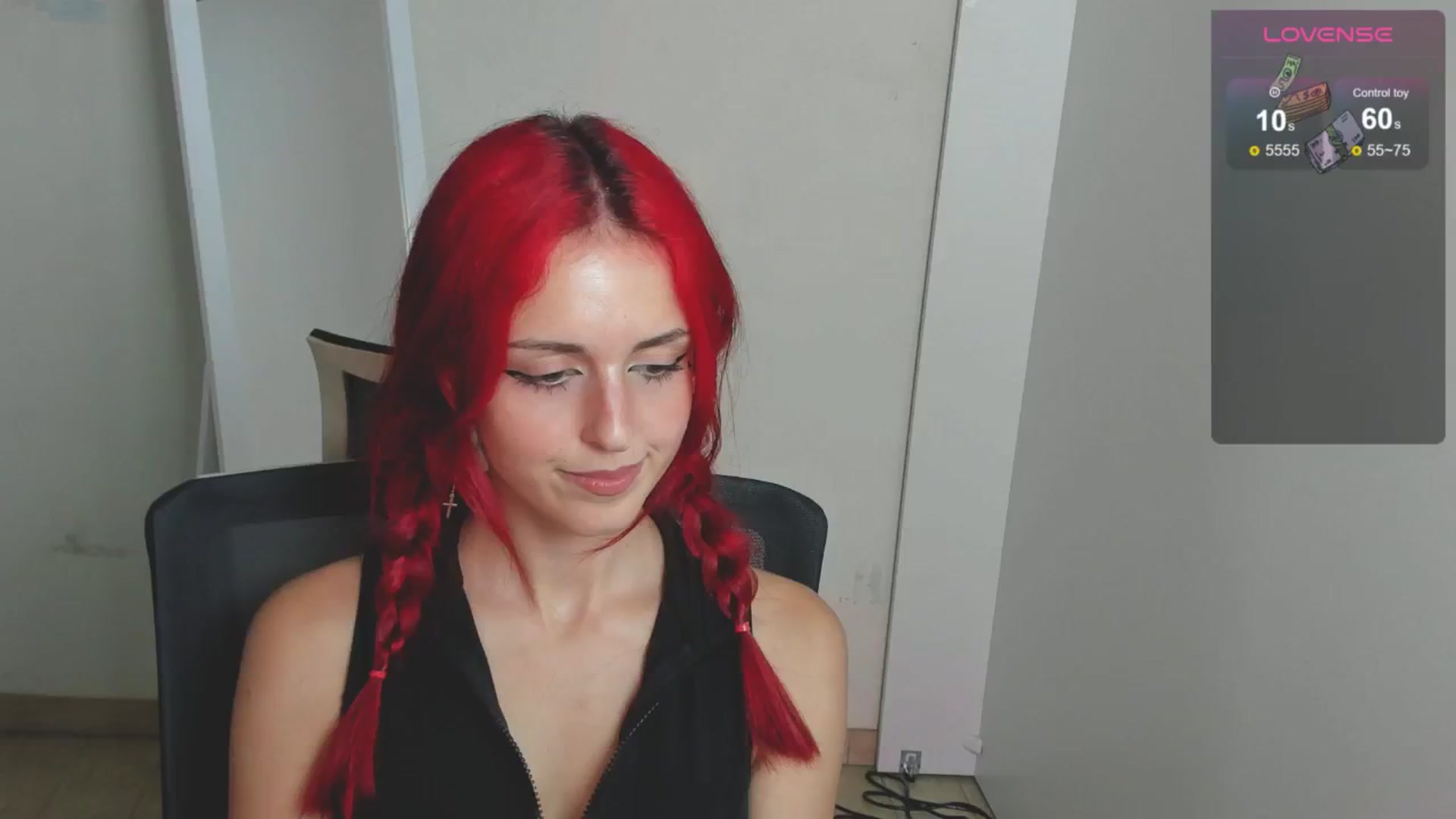 Gallery image thumbnail from Lurenn's myfreecams stream on, 08/11/2024, 12:08 image 20 of 20