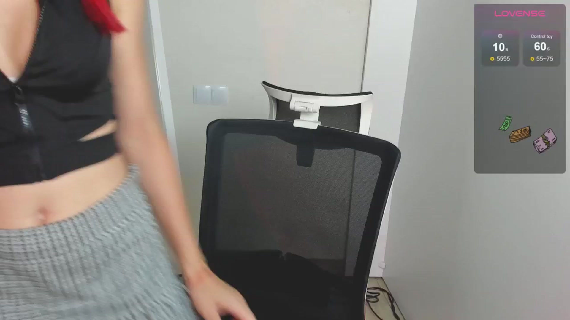 Gallery image thumbnail from Lurenn's myfreecams stream on, 08/11/2024, 12:08 image 17 of 20