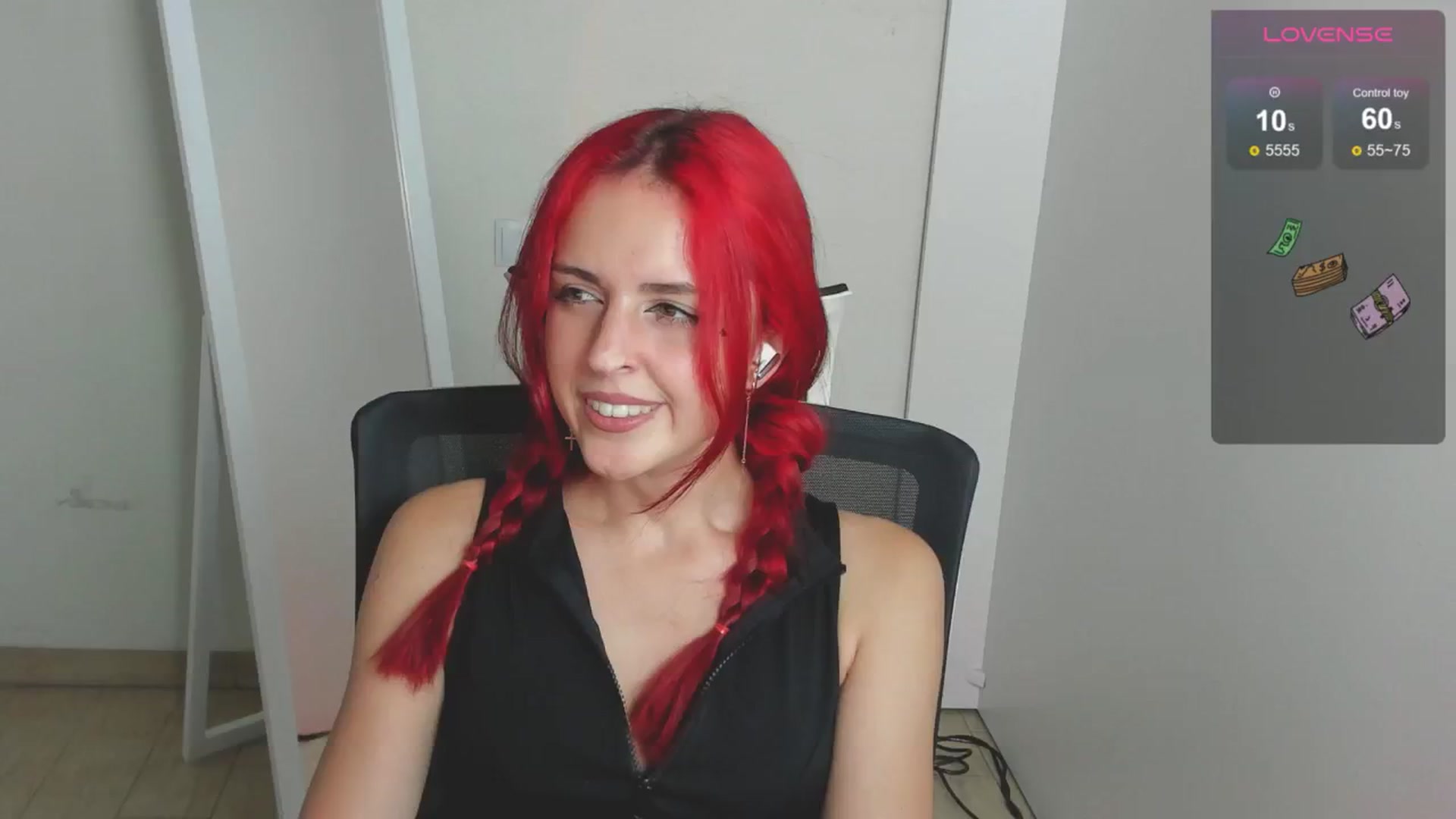 Gallery image thumbnail from Lurenn's myfreecams stream on, 08/11/2024, 12:08 image 7 of 20