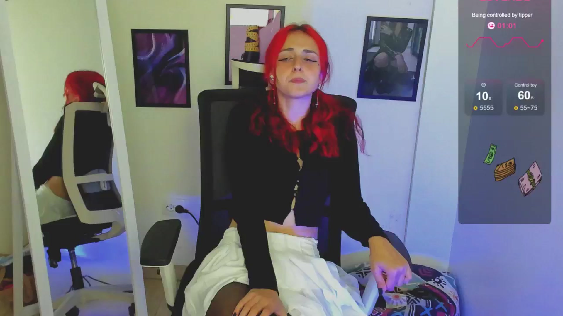Gallery image thumbnail from Lurenn's myfreecams stream on, 08/23/2024, 23:44 image 10 of 20
