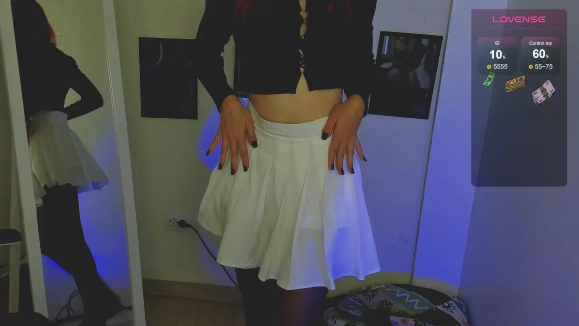 Gallery image thumbnail from Lurenn's myfreecams stream on, 08/24/2024, 01:19 image 8 of 20