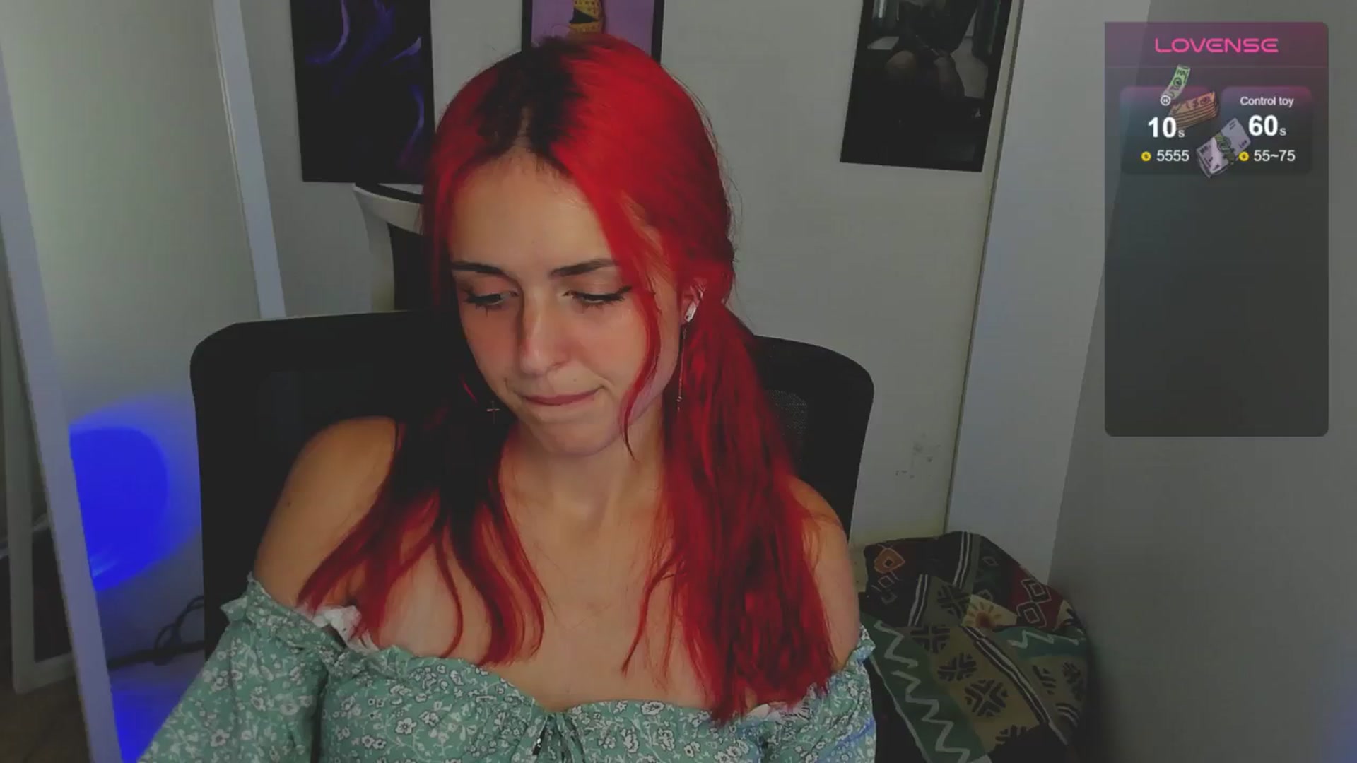 Gallery image thumbnail from Lurenn's myfreecams stream on, 08/24/2024, 17:23 image 15 of 20