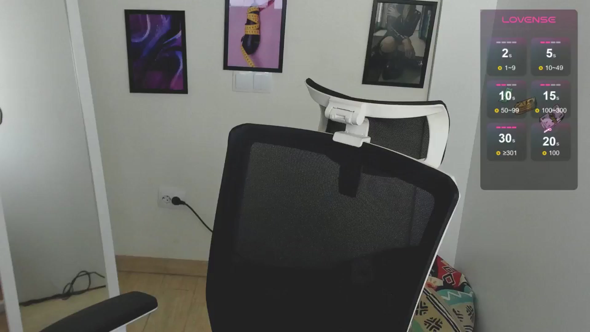 Gallery image thumbnail from Lurenn's myfreecams stream on, 08/25/2024, 13:23 image 3 of 20