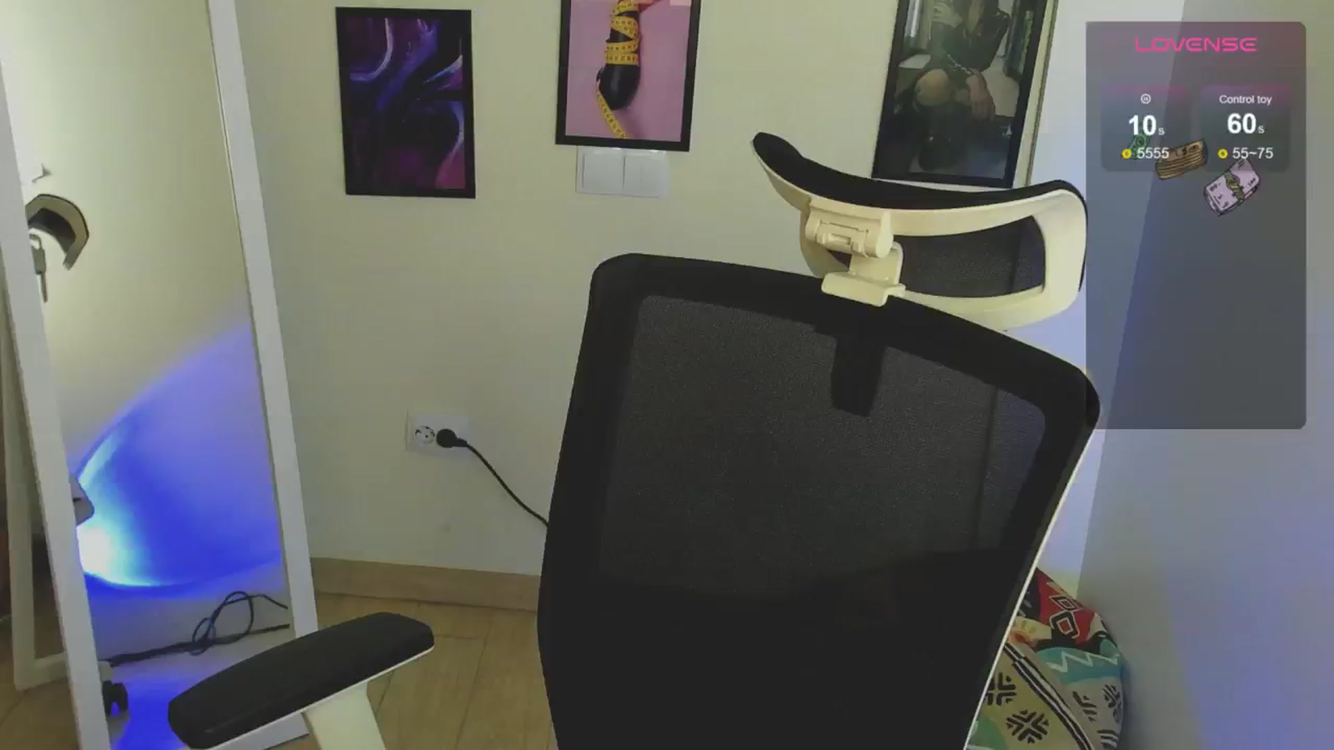Gallery image thumbnail from Lurenn's myfreecams stream on, 08/25/2024, 18:11 image 17 of 20