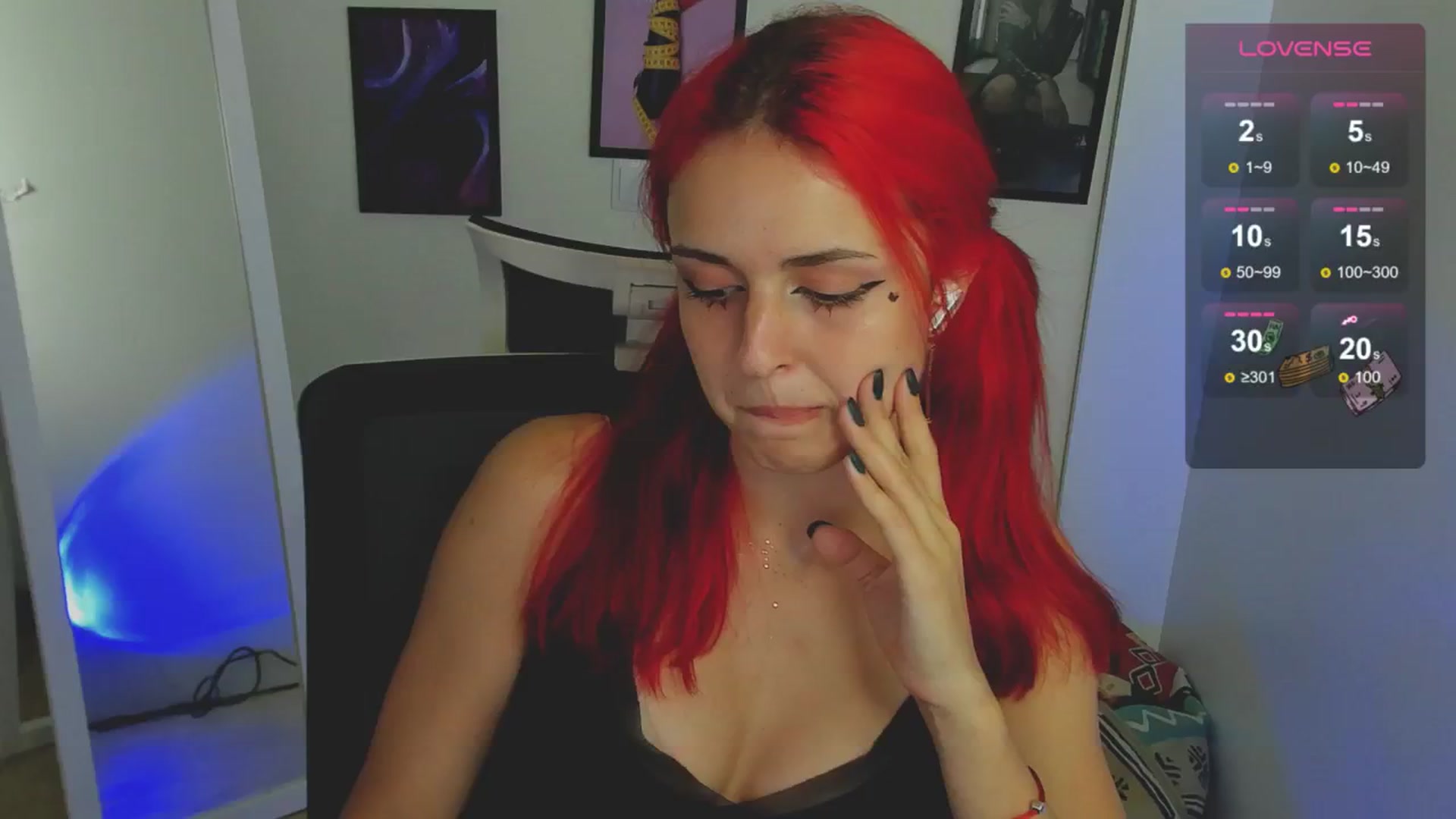 Gallery image thumbnail from Lurenn's myfreecams stream on, 08/25/2024, 18:11 image 5 of 20