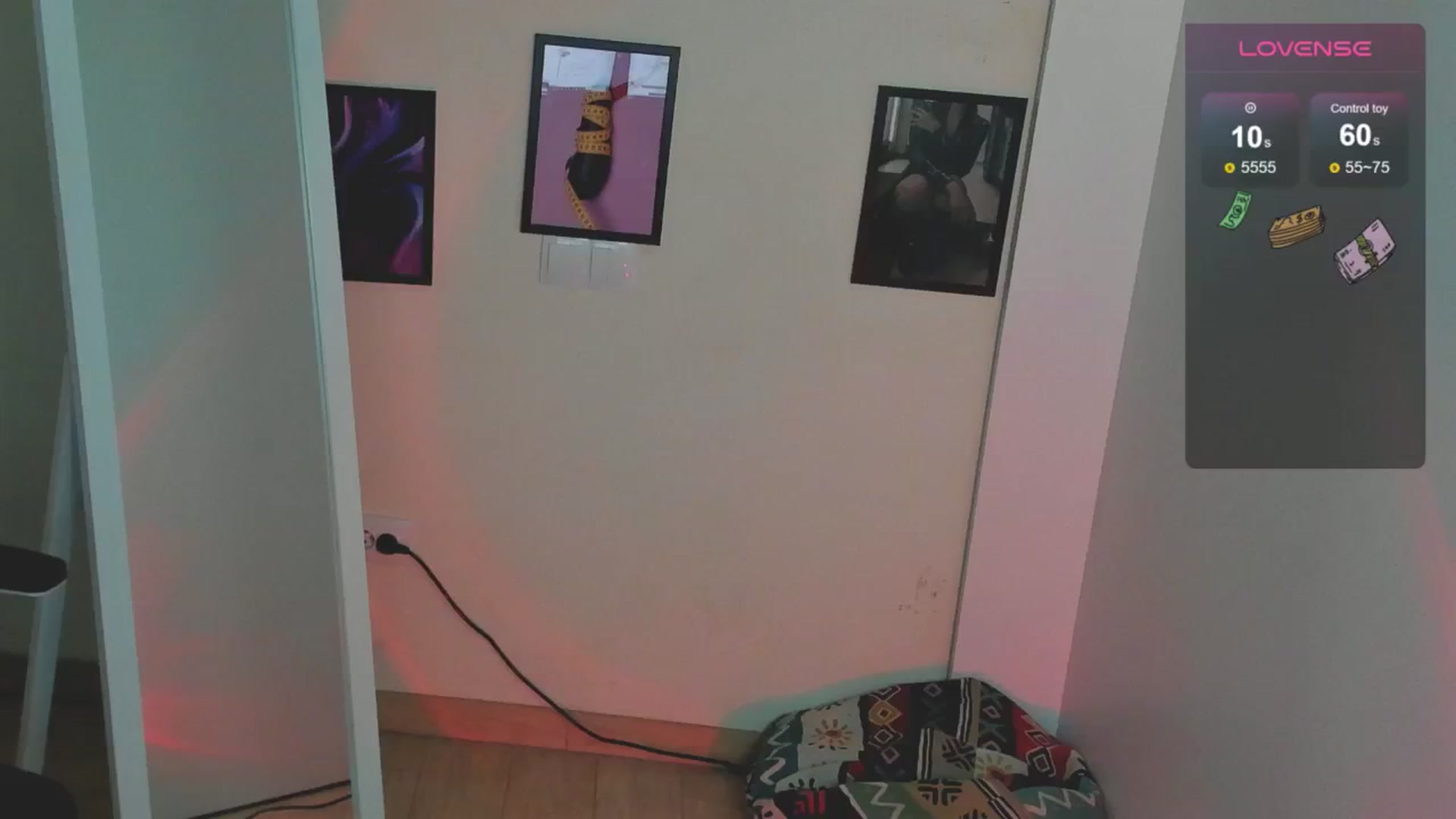 Gallery image thumbnail from Lurenn's myfreecams stream on, 08/29/2024, 14:14 image 12 of 20