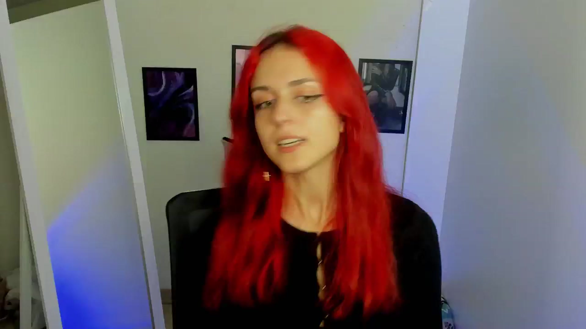 Gallery image thumbnail from Lurenn's myfreecams stream on, 09/05/2024, 21:18 image 4 of 20