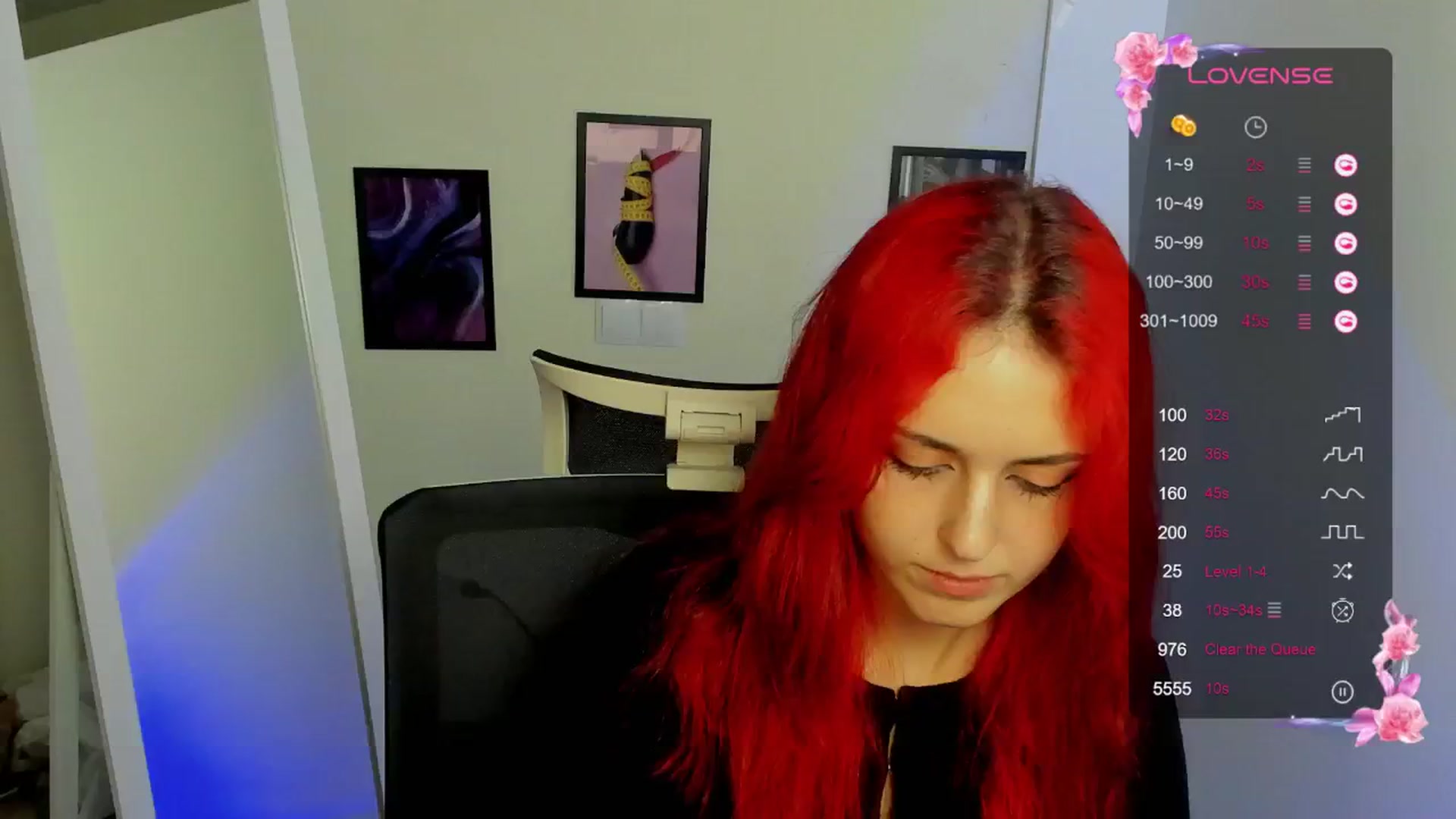Gallery image thumbnail from Lurenn's myfreecams stream on, 09/05/2024, 21:18 image 8 of 20