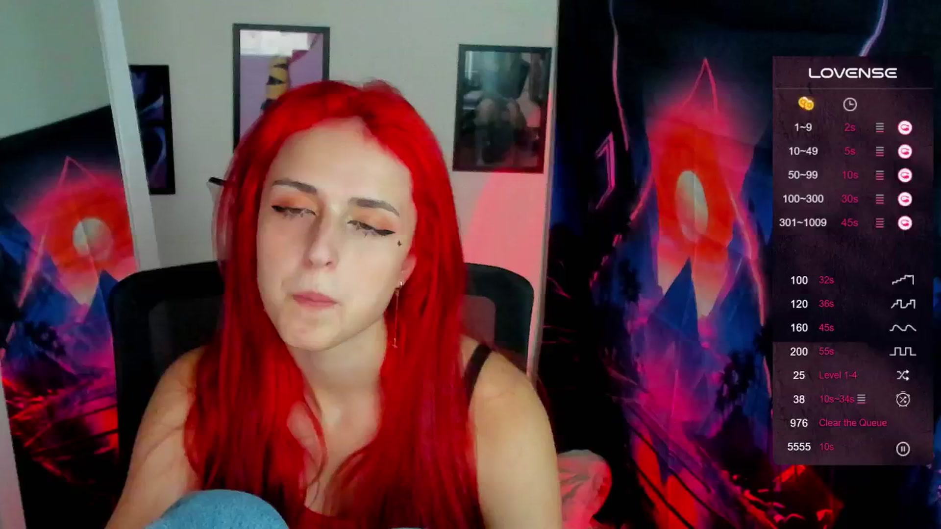 Gallery image thumbnail from Lurenn's myfreecams stream on, 09/18/2024, 24:02 image 18 of 20