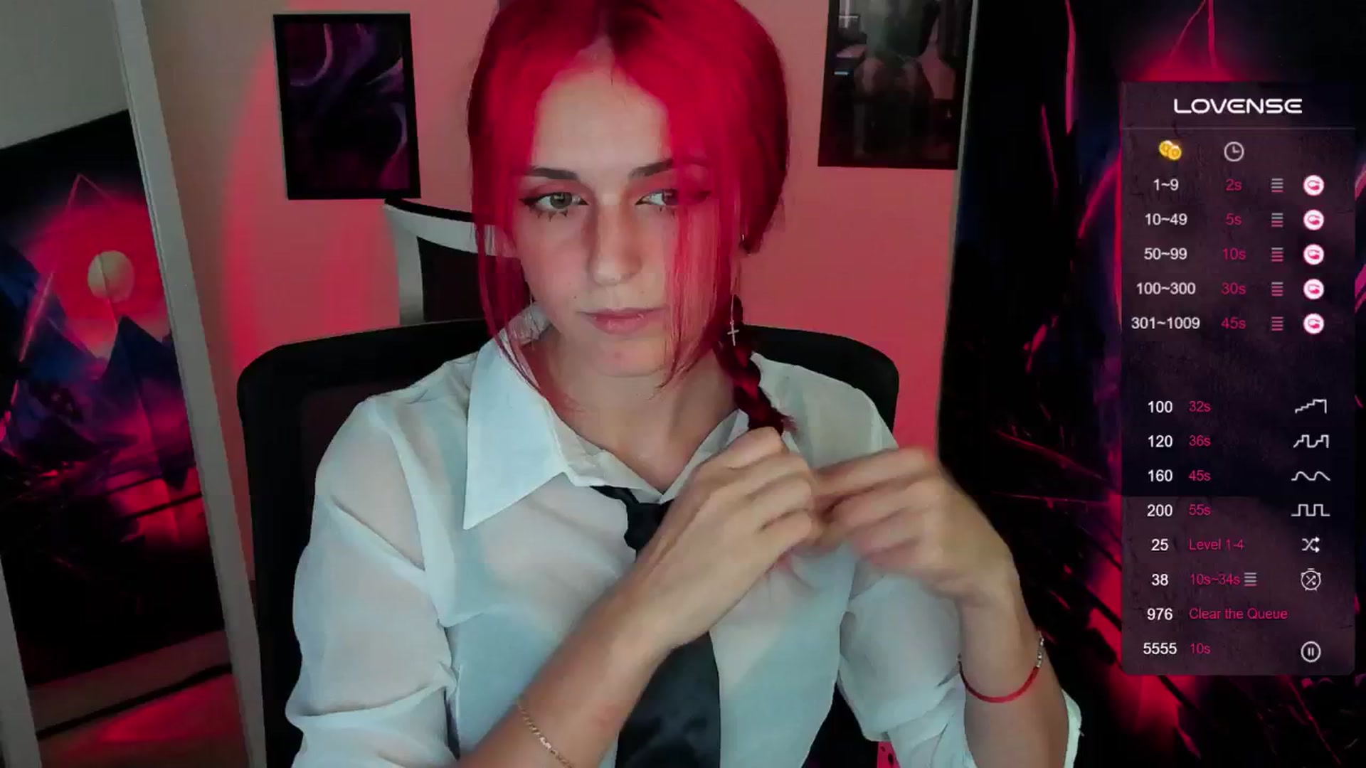 Gallery image thumbnail from Lurenn's myfreecams stream on, 09/18/2024, 21:22 image 13 of 20