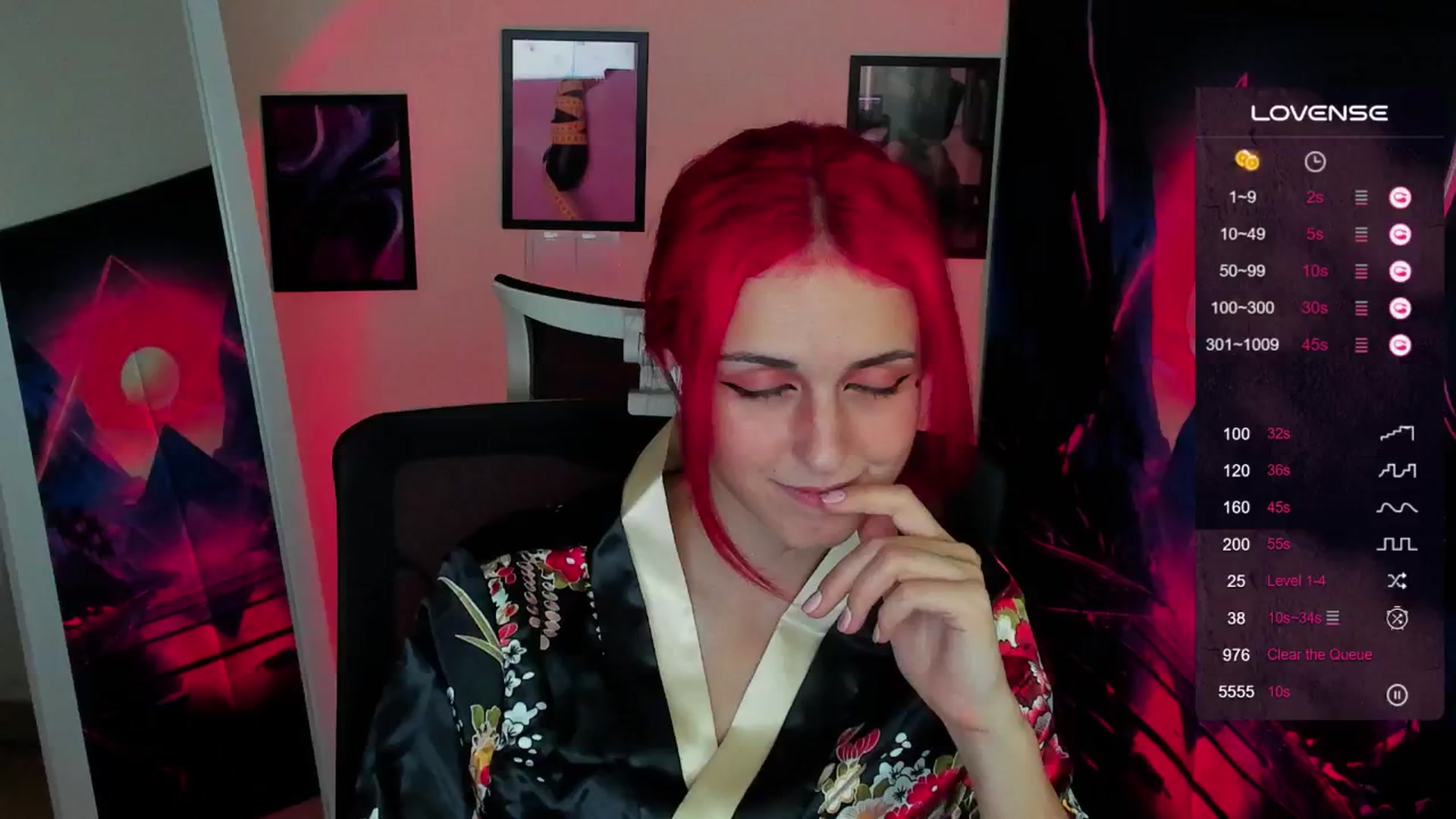Gallery image thumbnail from Lurenn's myfreecams stream on, 09/19/2024, 24:04 image 2 of 20