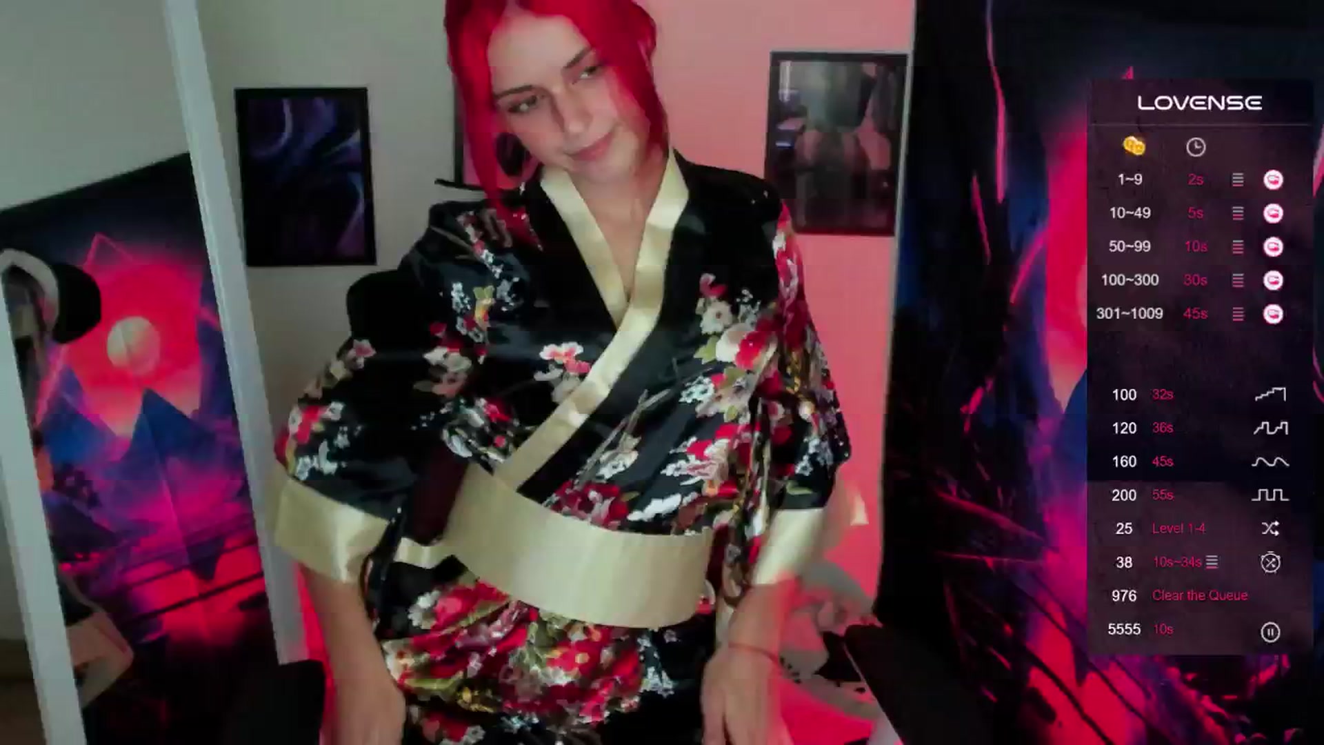 Gallery image thumbnail from Lurenn's myfreecams stream on, 09/19/2024, 24:04 image 6 of 20
