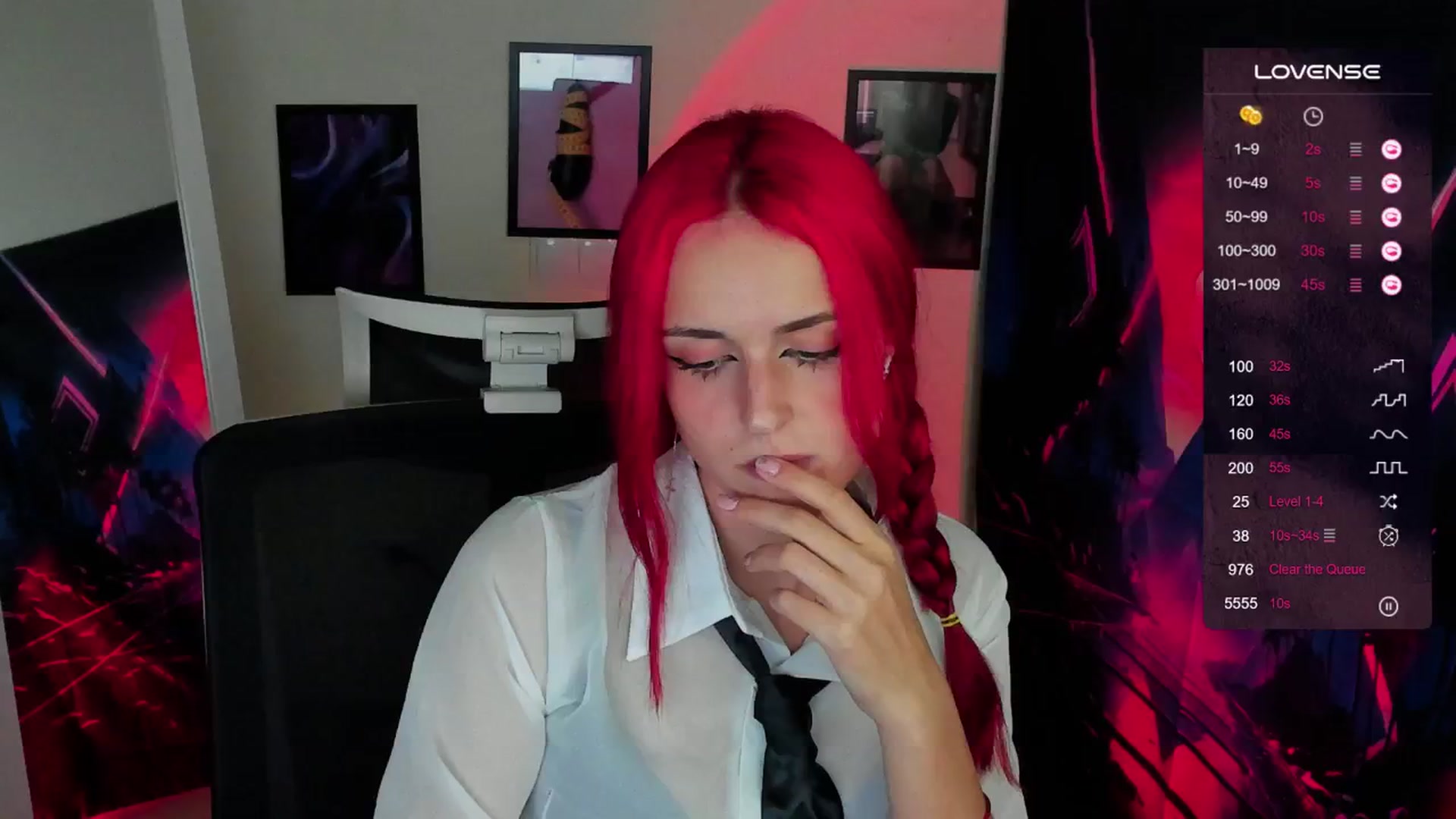 Gallery image thumbnail from Lurenn's myfreecams stream on, 09/20/2024, 21:27 image 12 of 20