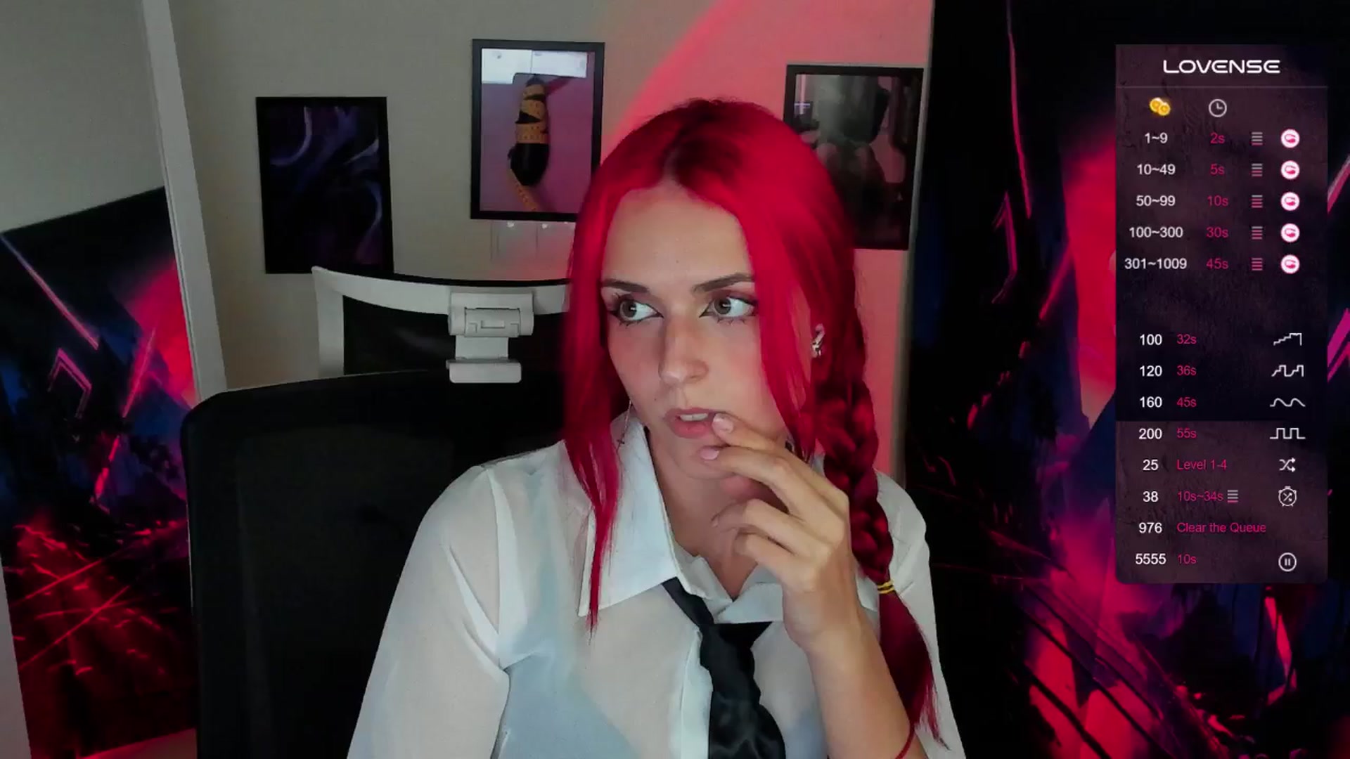 Gallery image thumbnail from Lurenn's myfreecams stream on, 09/20/2024, 21:27 image 11 of 20