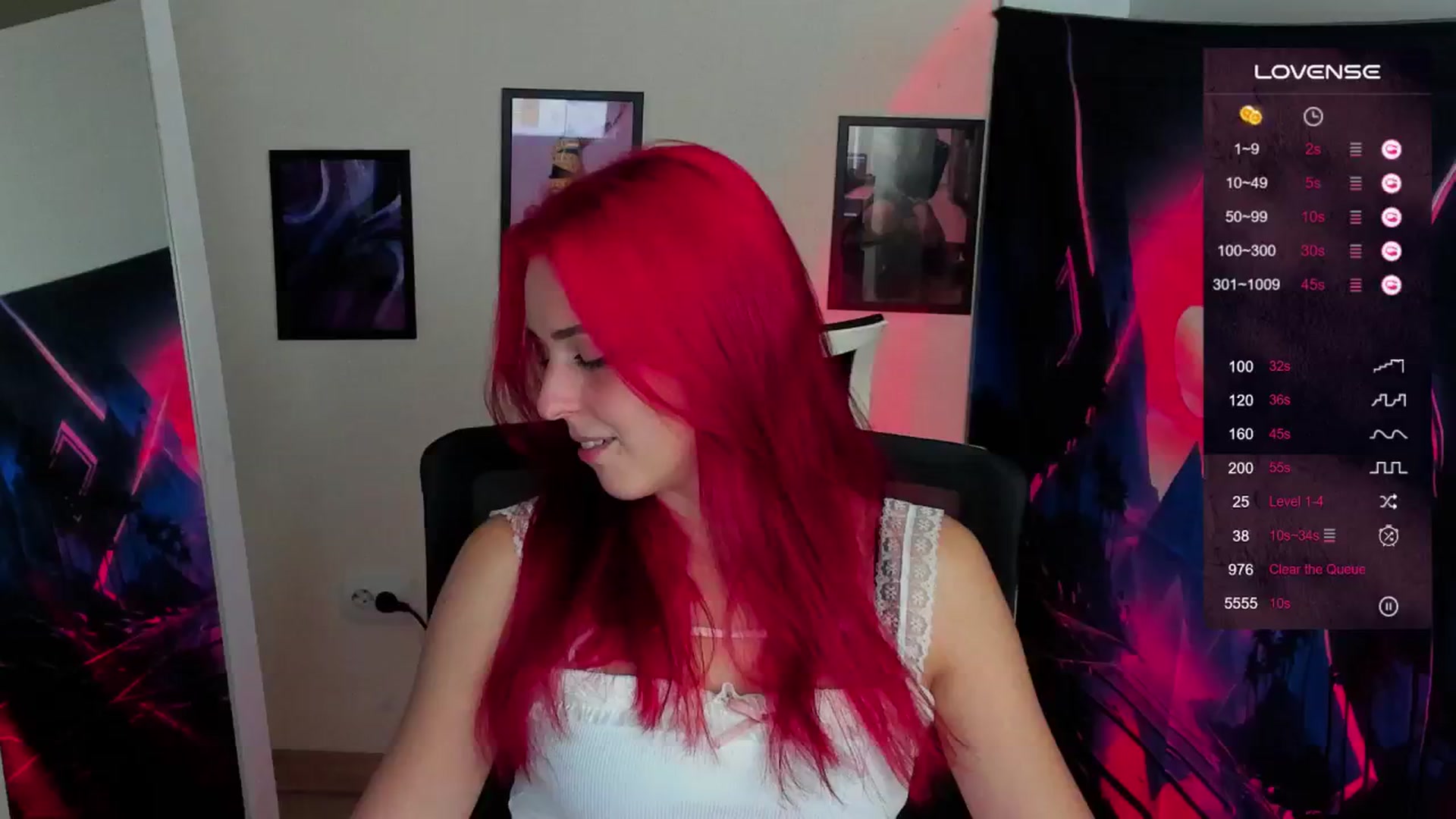 Gallery image thumbnail from Lurenn's myfreecams stream on, 09/21/2024, 15:39 image 6 of 20