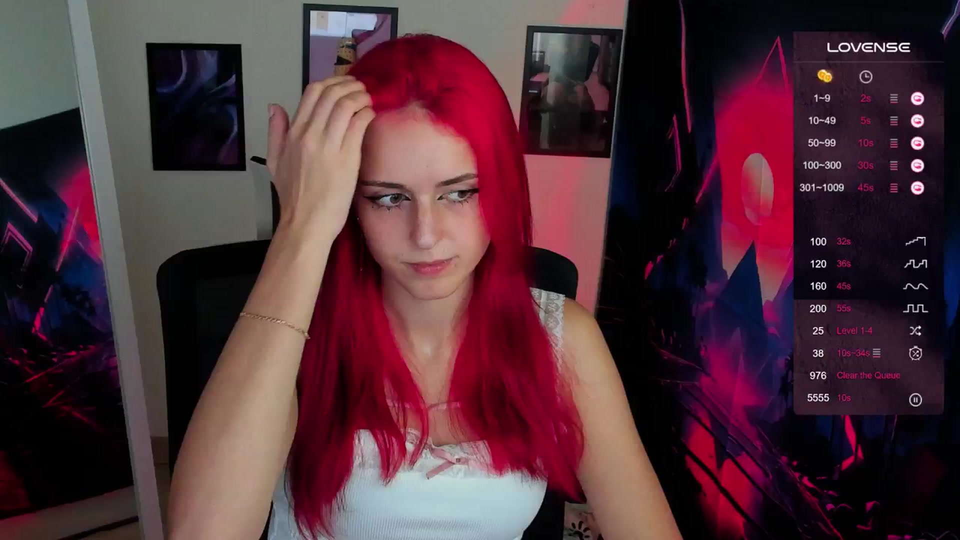 Gallery image thumbnail from Lurenn's myfreecams stream on, 09/21/2024, 15:39 image 13 of 20