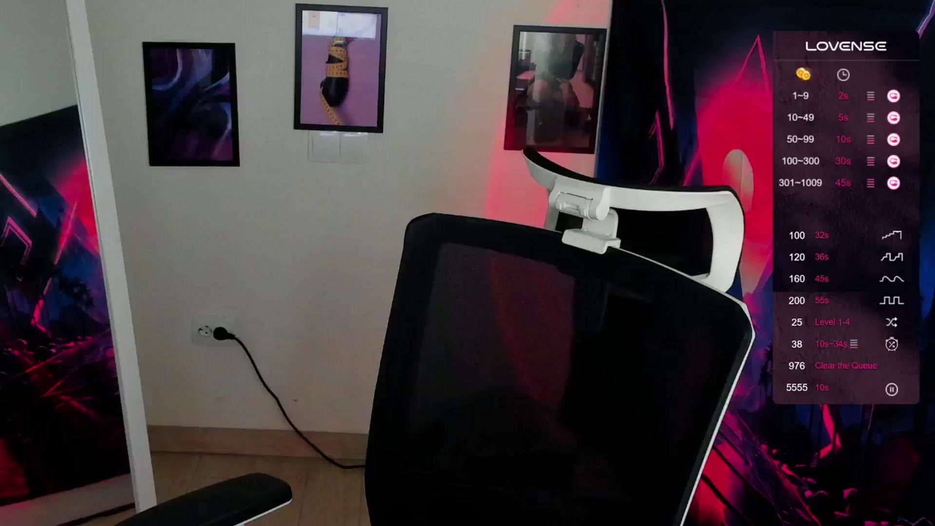 Gallery image thumbnail from Lurenn's myfreecams stream on, 09/21/2024, 15:39 image 11 of 20