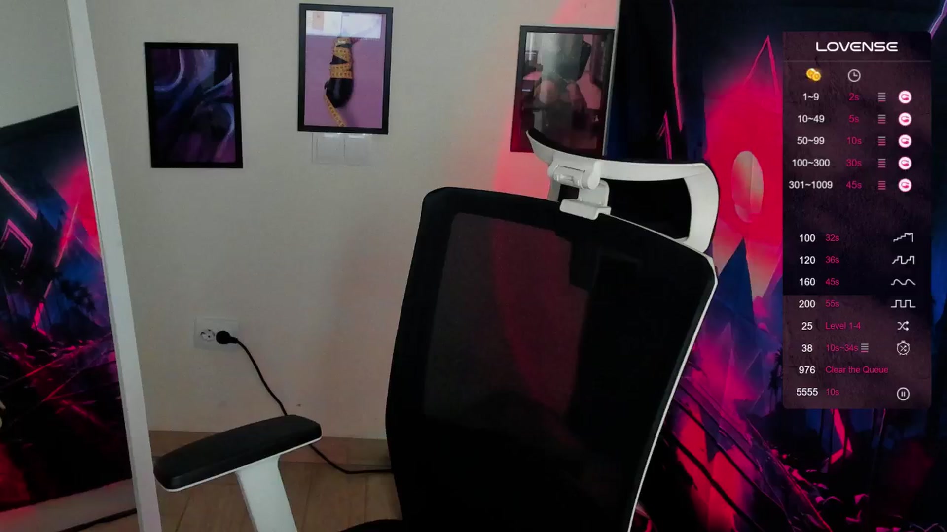Gallery image thumbnail from Lurenn's myfreecams stream on, 09/21/2024, 15:39 image 9 of 20