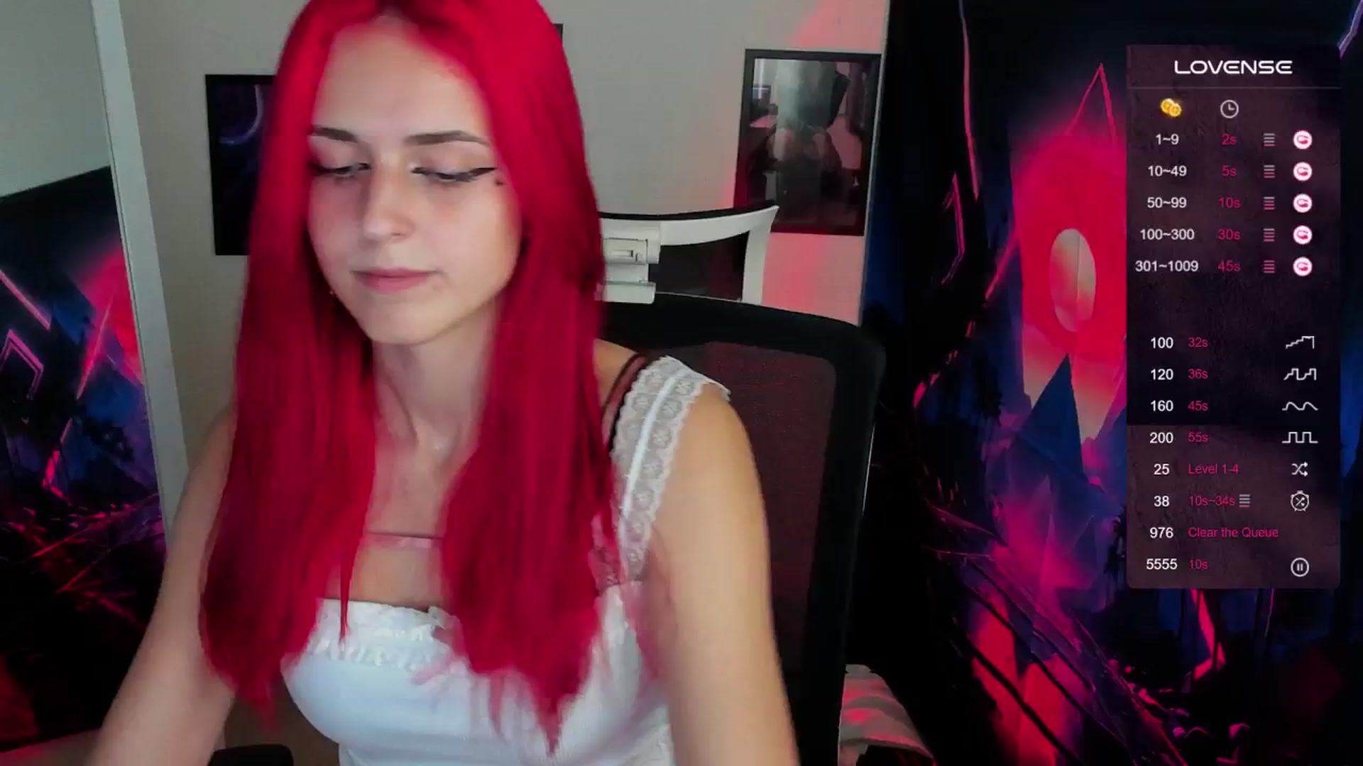 Gallery image thumbnail from Lurenn's myfreecams stream on, 09/21/2024, 15:39 image 19 of 20