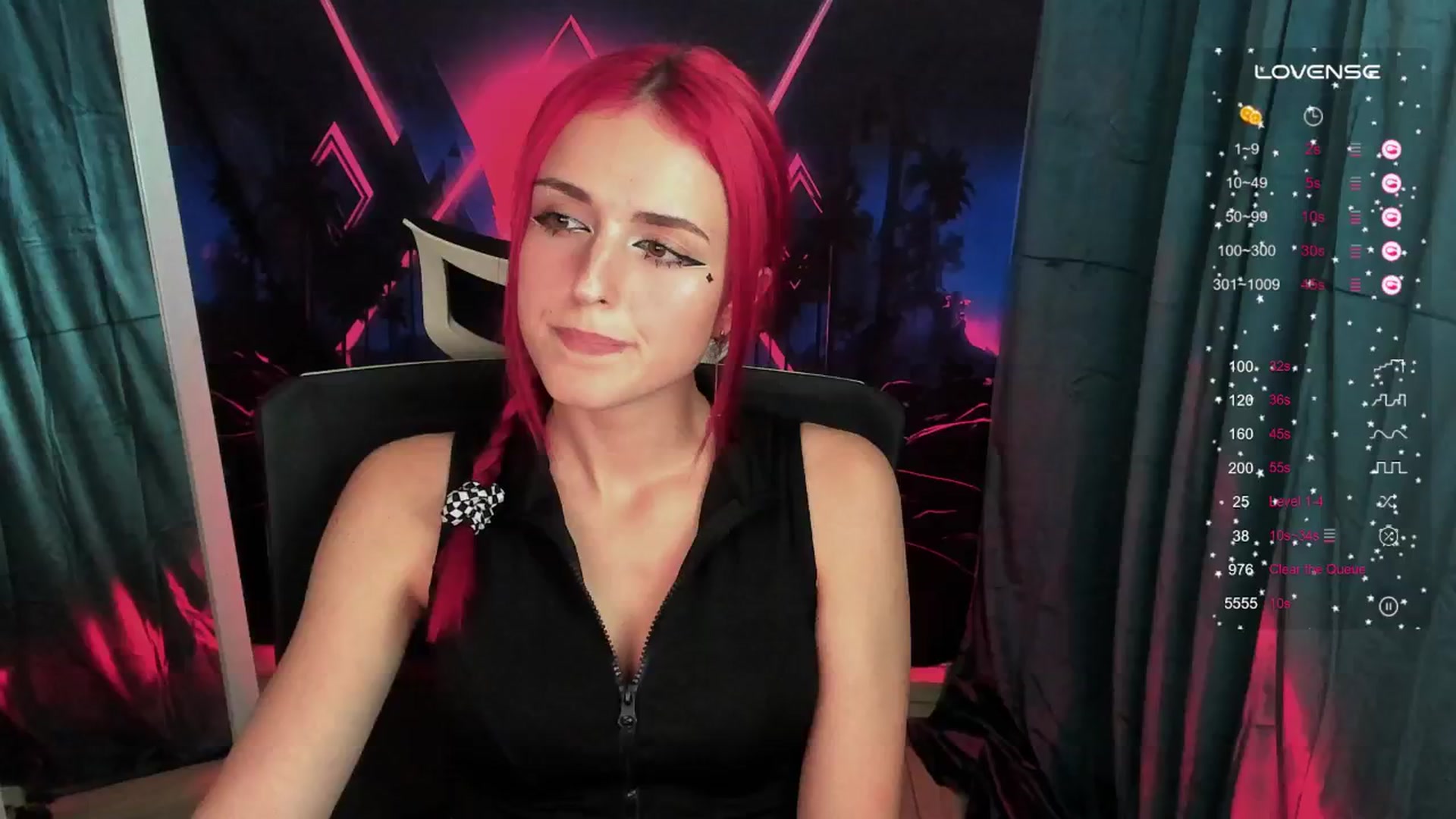 Gallery image thumbnail from Lurenn's myfreecams stream on, 10/01/2024, 22:18 image 8 of 20