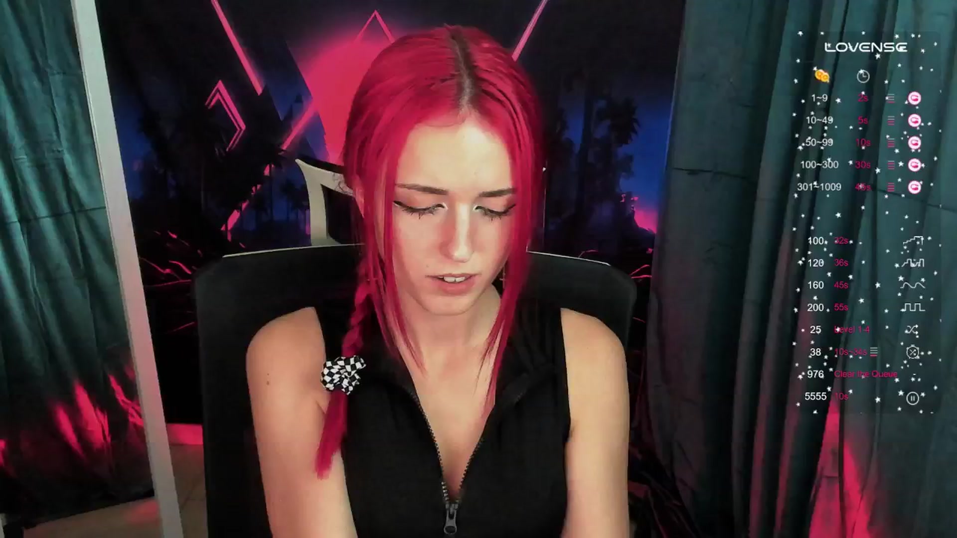 Gallery image thumbnail from Lurenn's myfreecams stream on, 10/01/2024, 22:18 image 19 of 20
