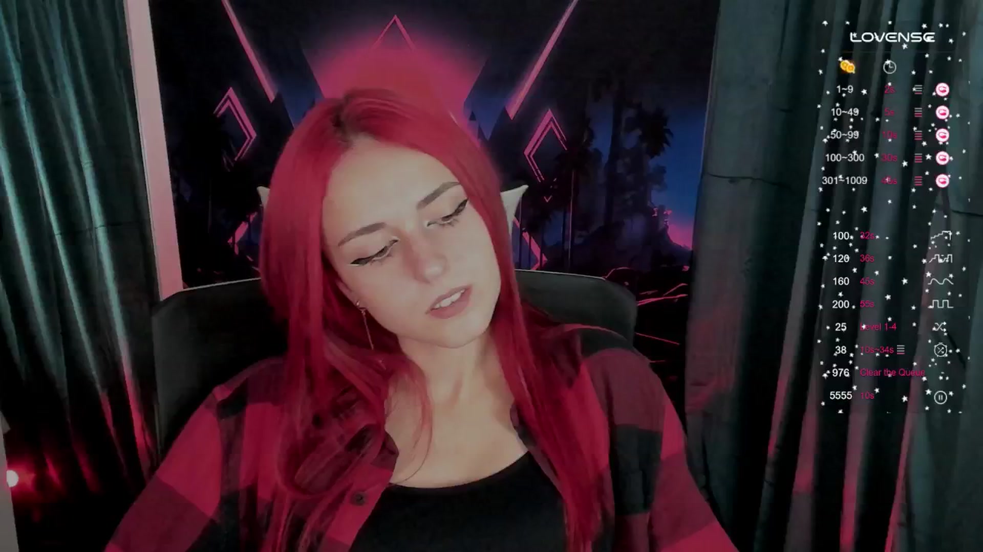 Gallery image thumbnail from Lurenn's myfreecams stream on, 10/04/2024, 19:16 image 1 of 20