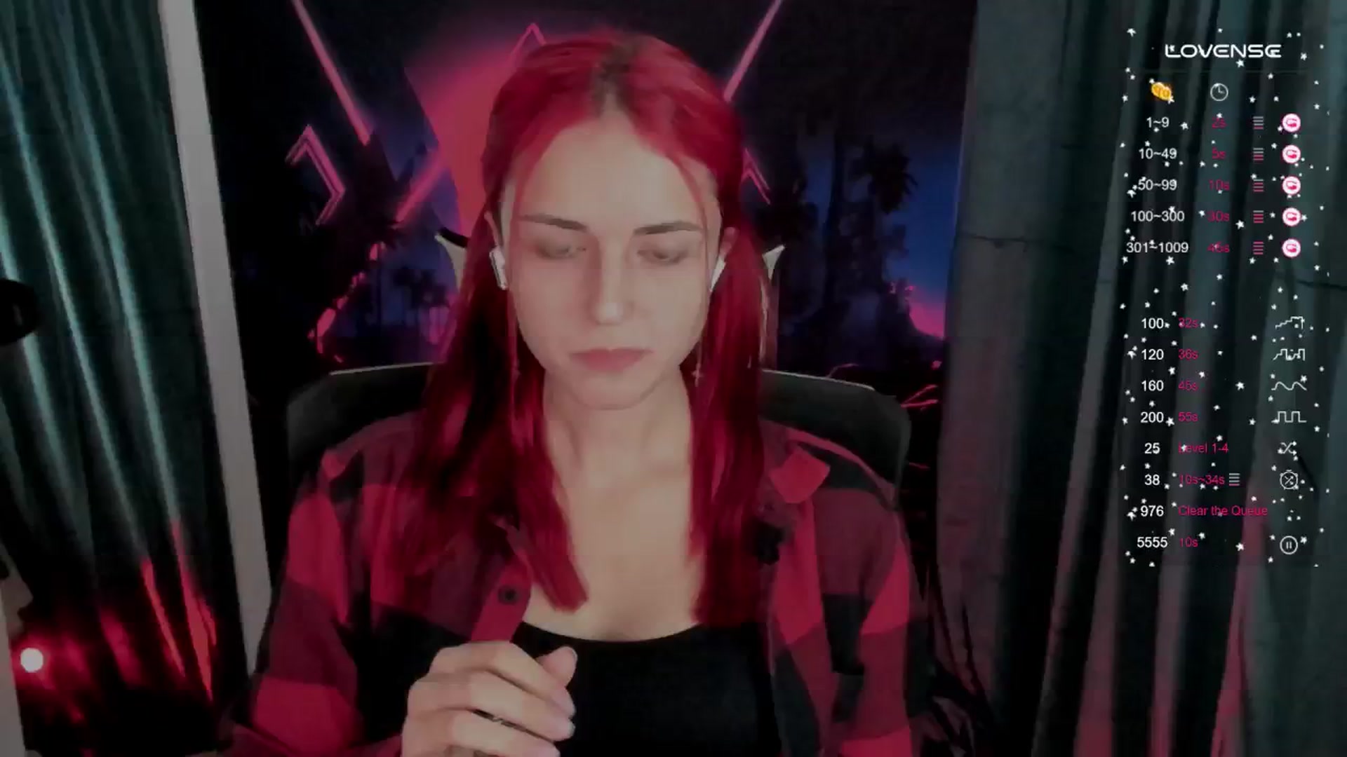Gallery image thumbnail from Lurenn's myfreecams stream on, 10/04/2024, 21:32 image 20 of 20
