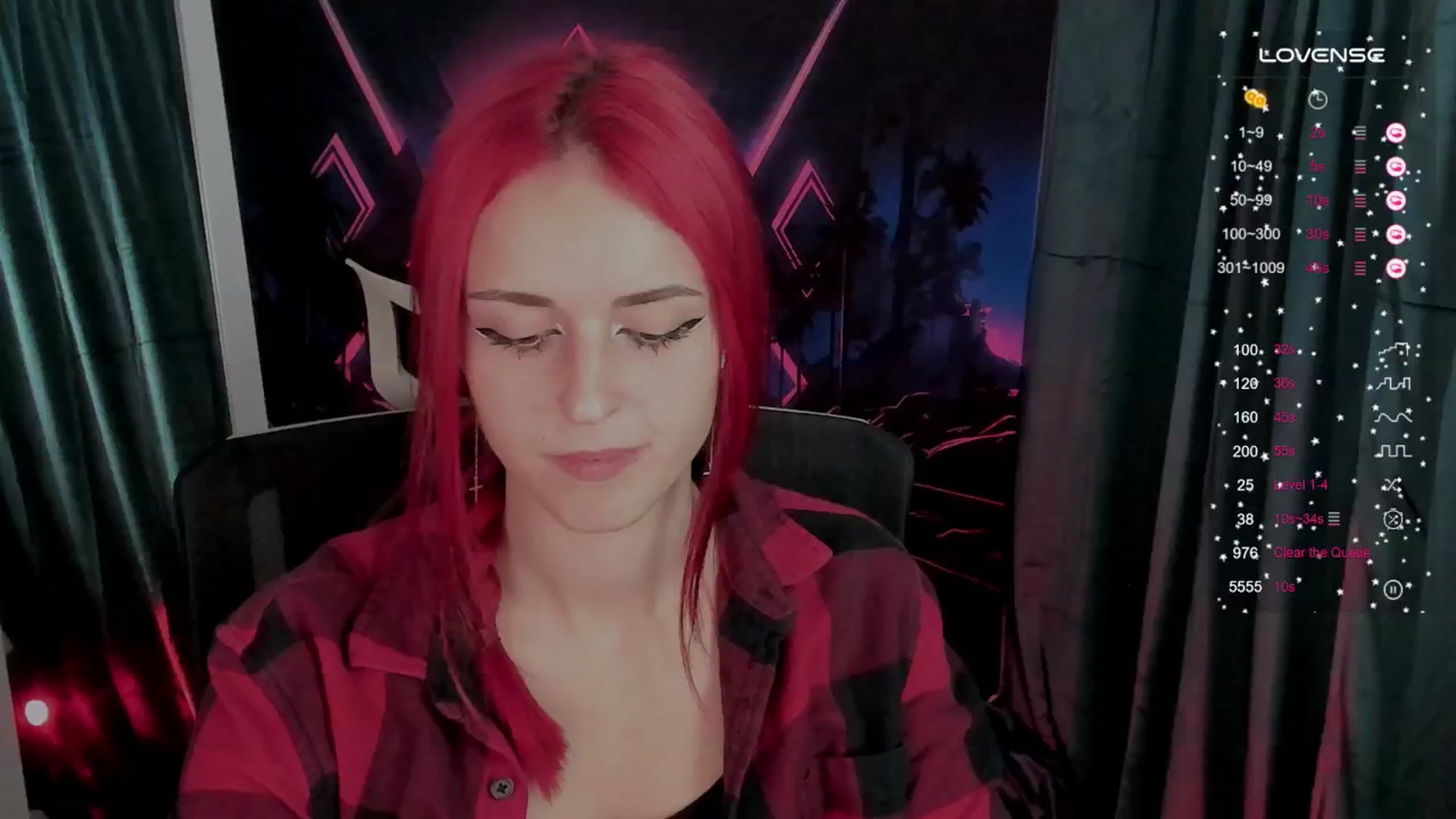 Gallery image thumbnail from Lurenn's myfreecams stream on, 10/04/2024, 21:32 image 3 of 20