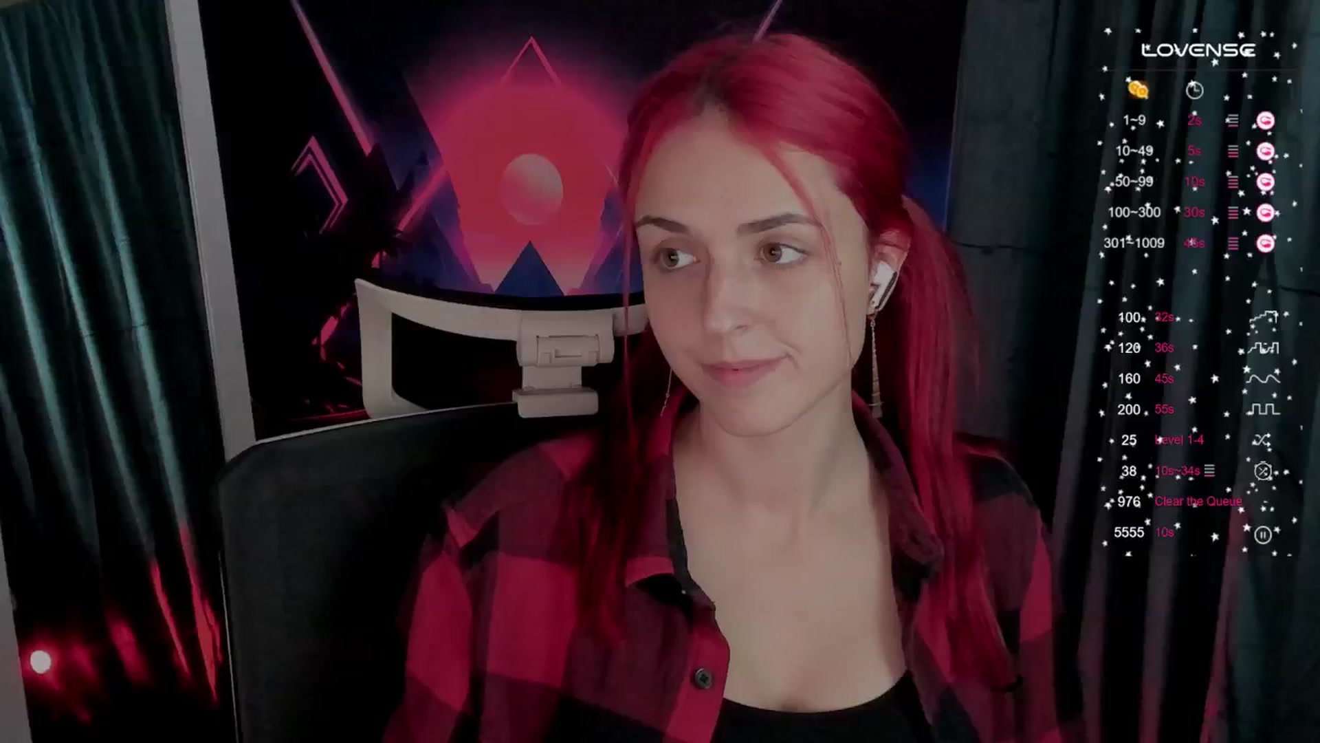 Gallery image thumbnail from Lurenn's myfreecams stream on, 10/04/2024, 22:59 image 4 of 20