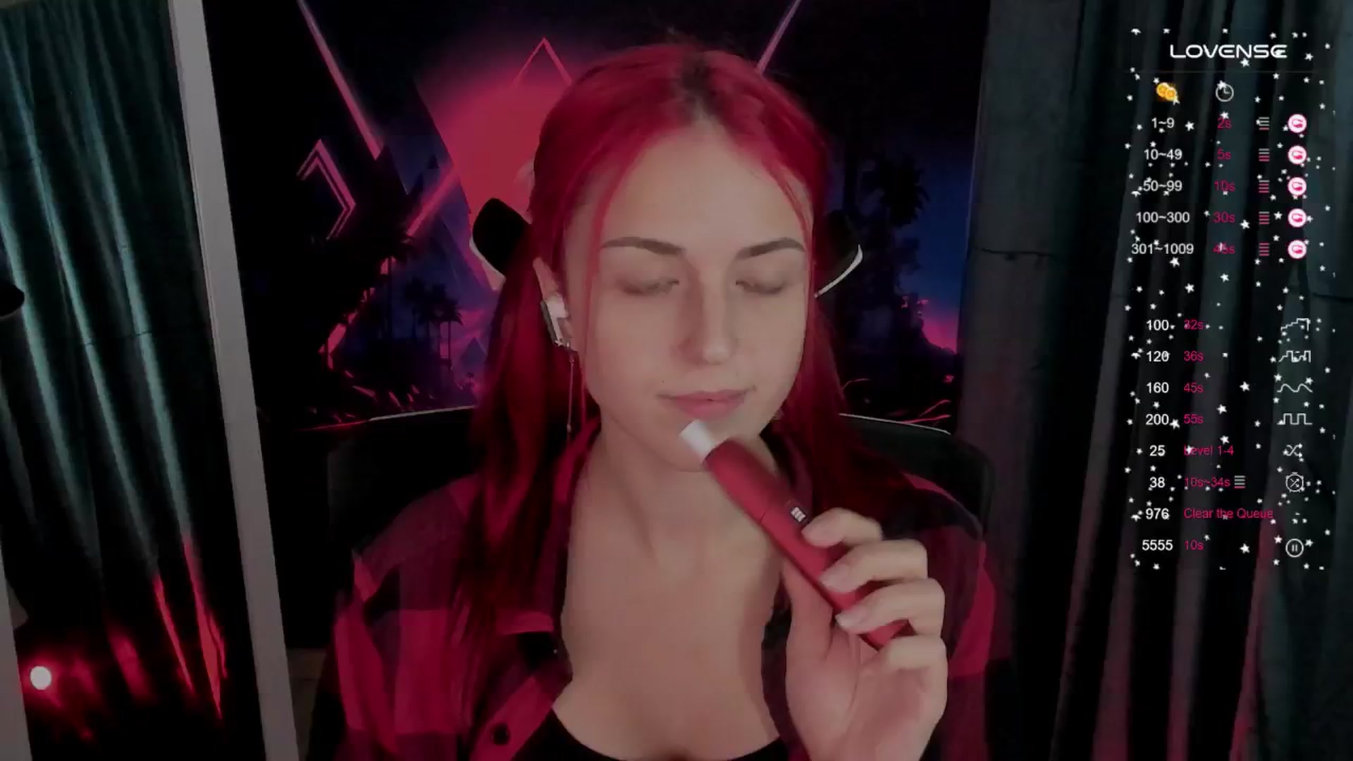 Gallery image thumbnail from Lurenn's myfreecams stream on, 10/04/2024, 22:59 image 13 of 20