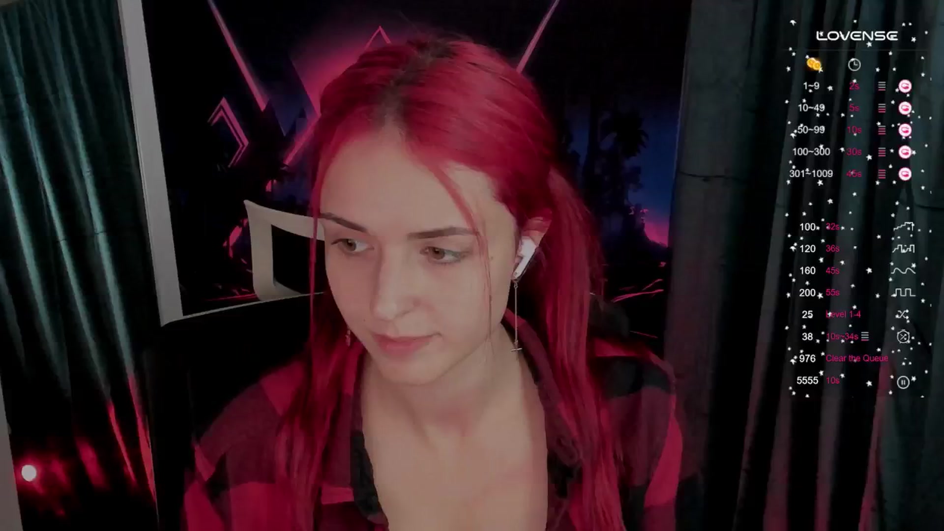 Gallery image thumbnail from Lurenn's myfreecams stream on, 10/04/2024, 22:59 image 5 of 20