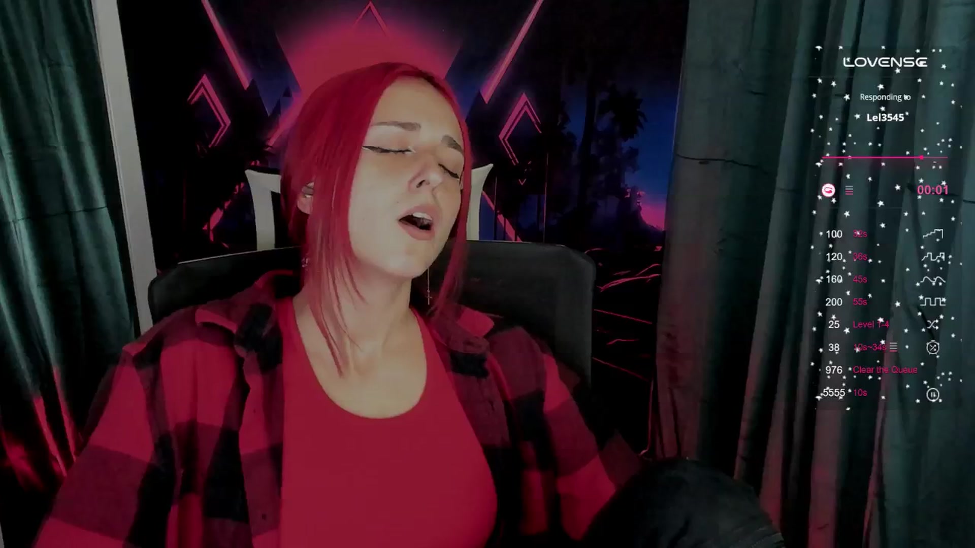 Gallery image thumbnail from Lurenn's myfreecams stream on, 10/06/2024, 11:35 image 14 of 20