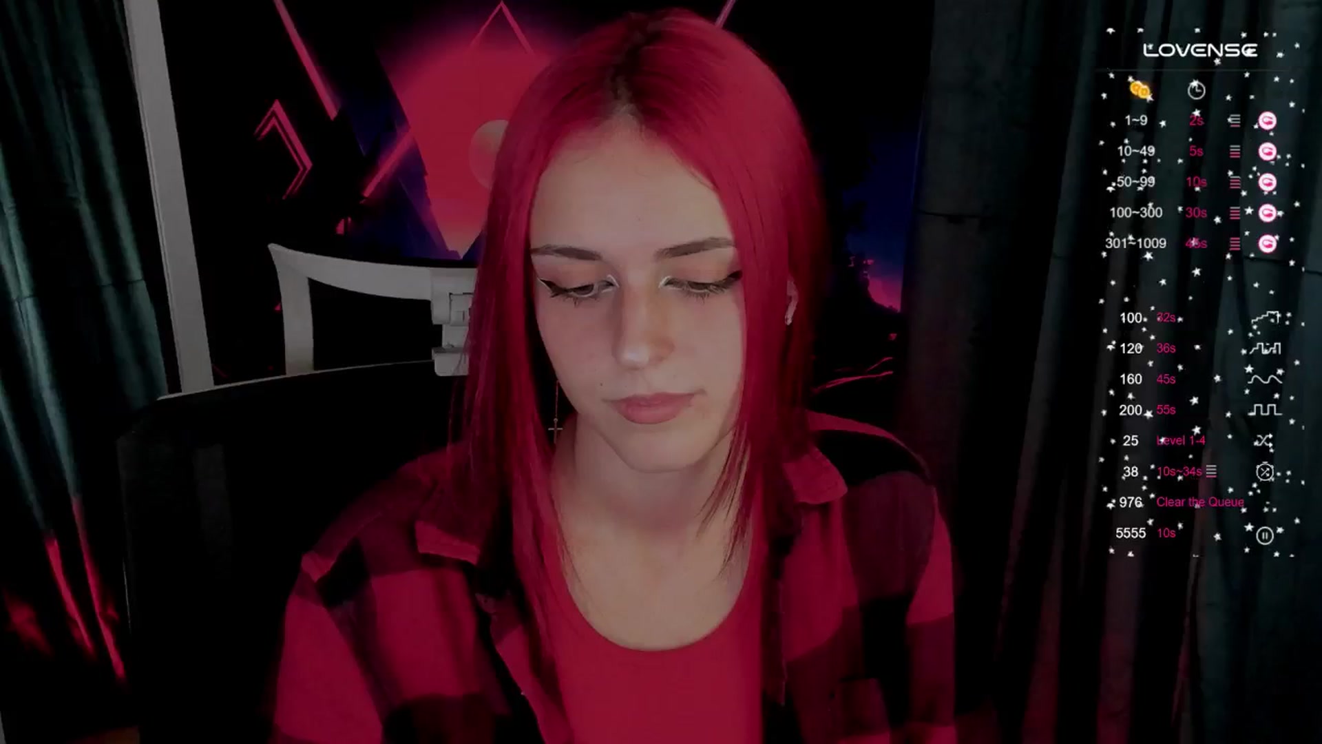 Gallery image thumbnail from Lurenn's myfreecams stream on, 10/06/2024, 11:35 image 4 of 20