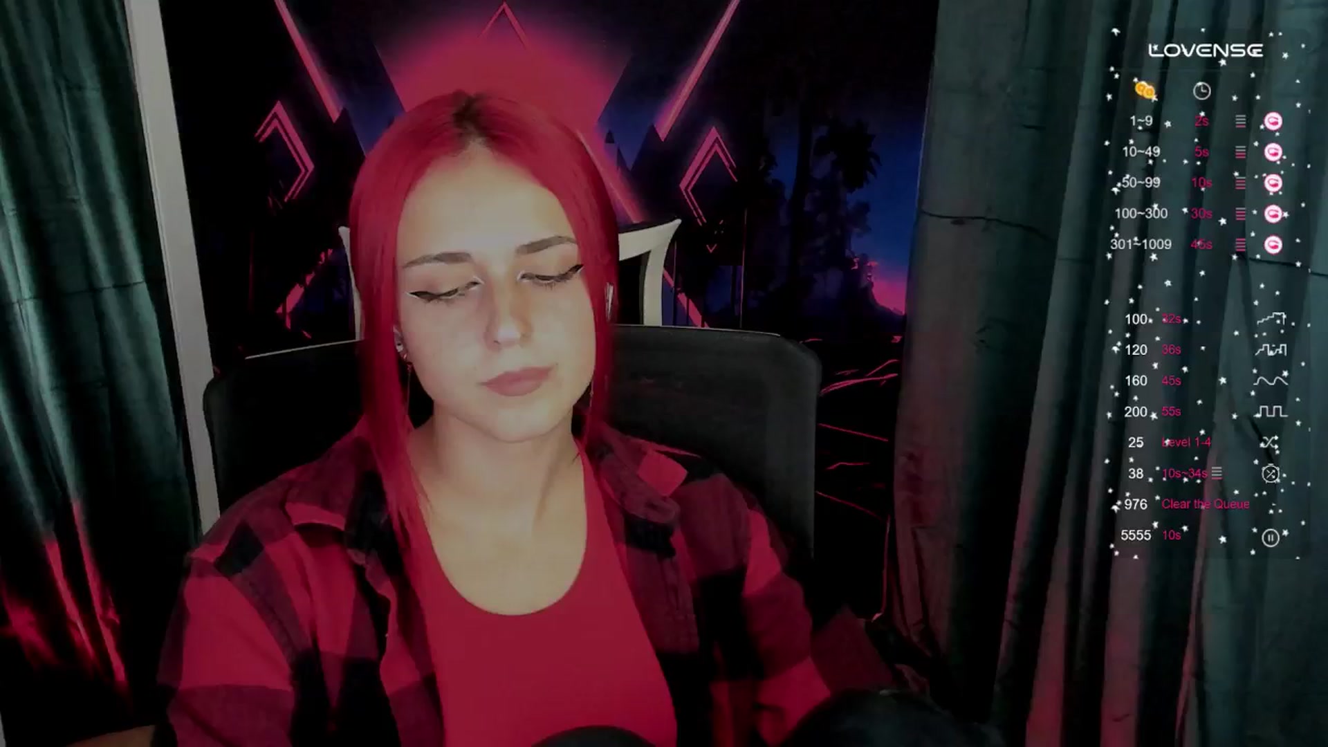 Gallery image thumbnail from Lurenn's myfreecams stream on, 10/06/2024, 11:35 image 17 of 20