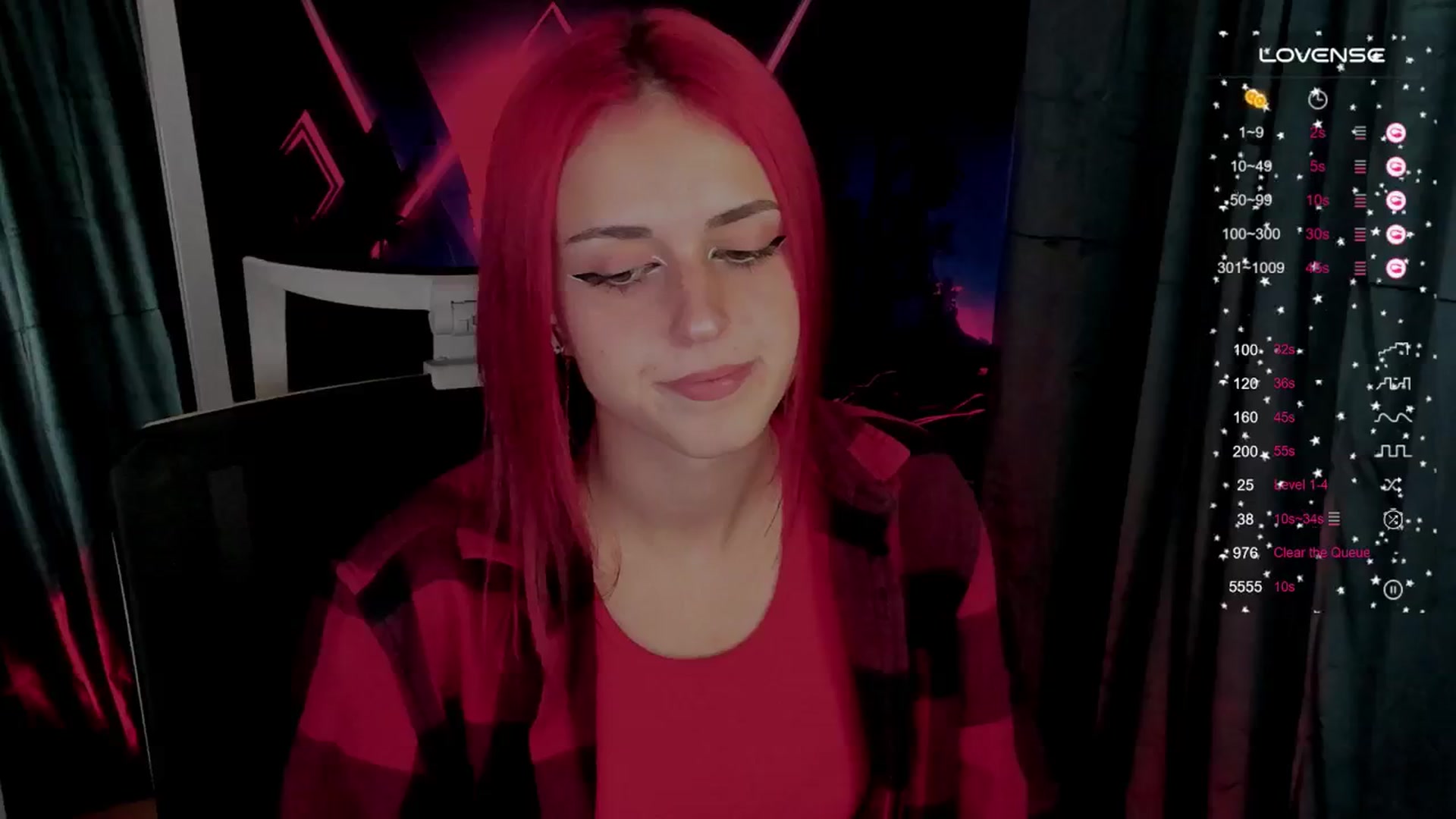 Gallery image thumbnail from Lurenn's myfreecams stream on, 10/06/2024, 11:35 image 10 of 20