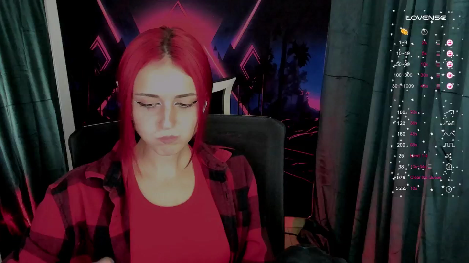Gallery image thumbnail from Lurenn's myfreecams stream on, 10/06/2024, 11:35 image 16 of 20