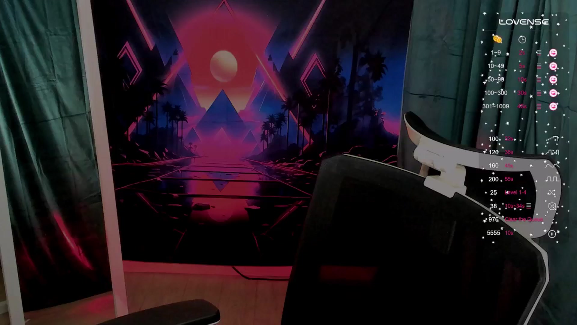 Gallery image thumbnail from Lurenn's myfreecams stream on, 10/07/2024, 20:27 image 19 of 20