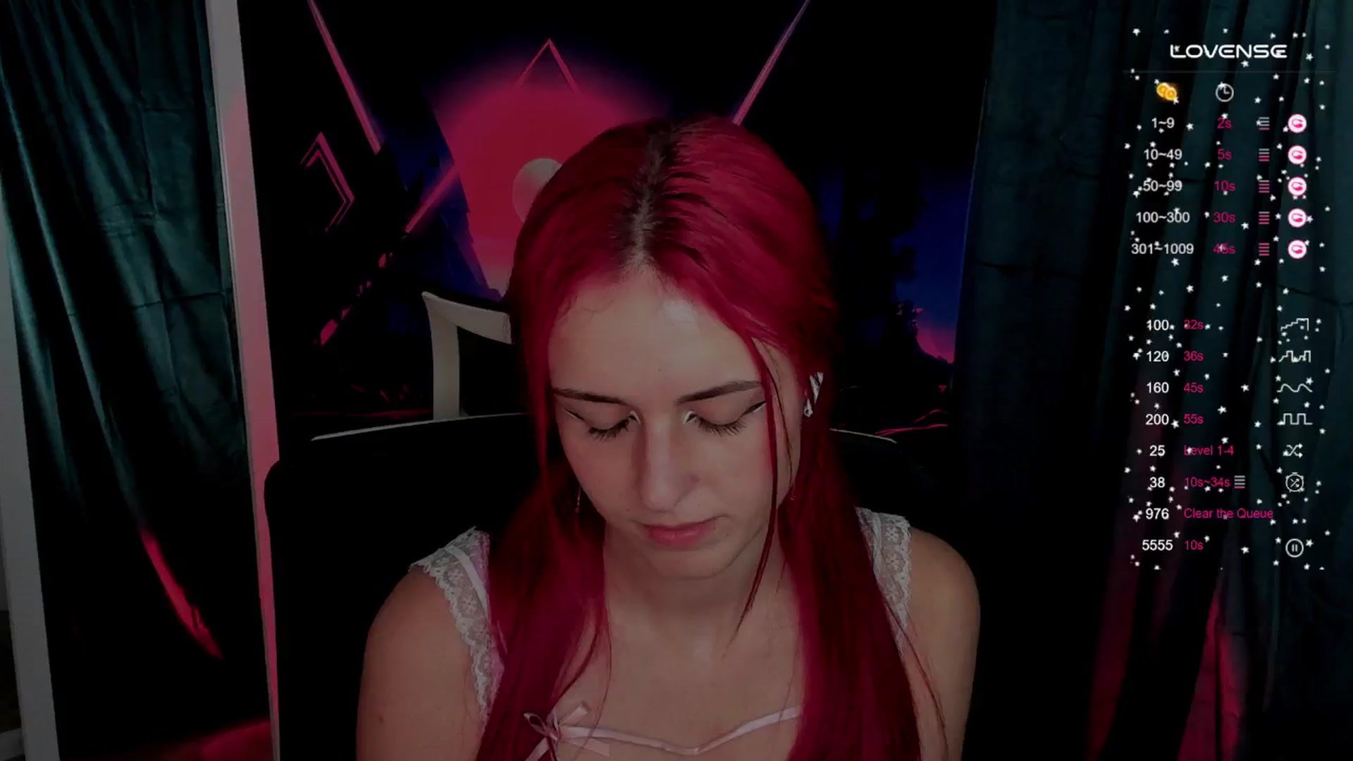Gallery image thumbnail from Lurenn's myfreecams stream on, 10/07/2024, 23:50 image 7 of 20