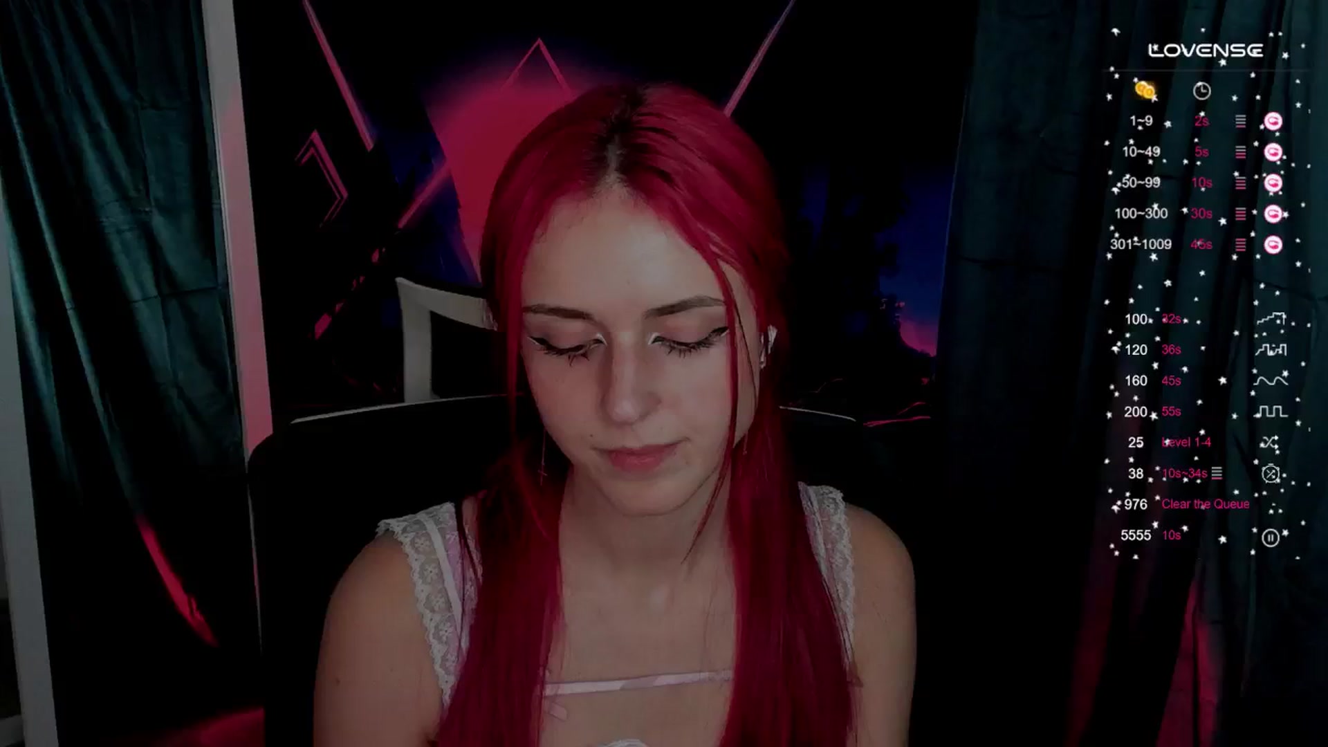 Gallery image thumbnail from Lurenn's myfreecams stream on, 10/07/2024, 23:50 image 6 of 20
