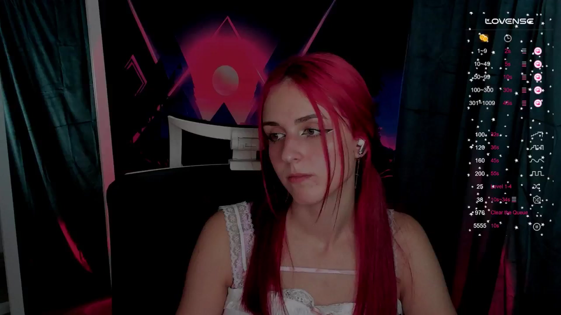 Gallery image thumbnail from Lurenn's myfreecams stream on, 10/07/2024, 23:50 image 5 of 20